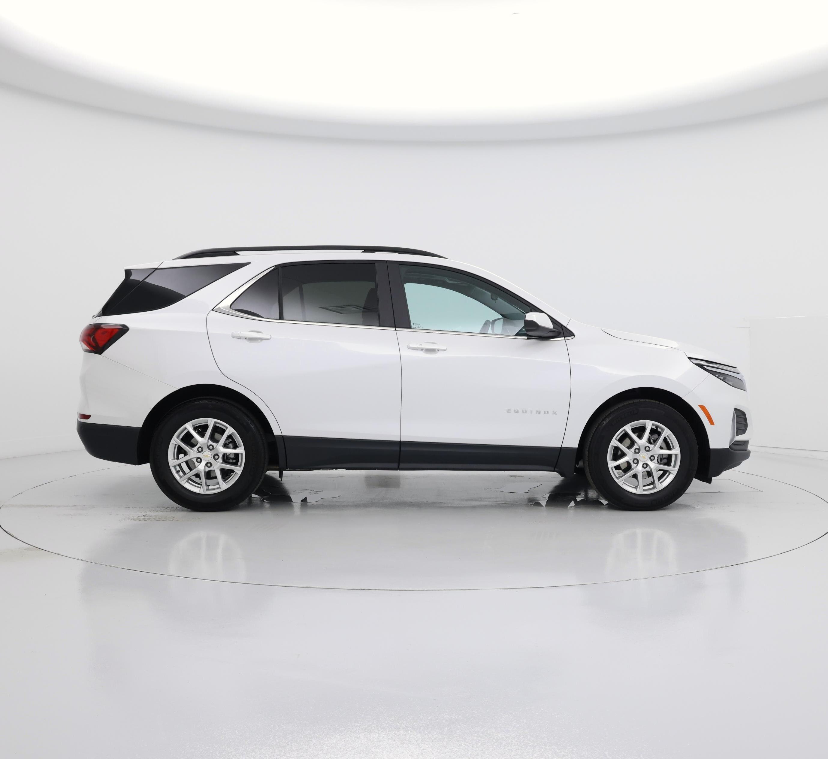 Thumbnail: 2022 Chevrolet Equinox - 7