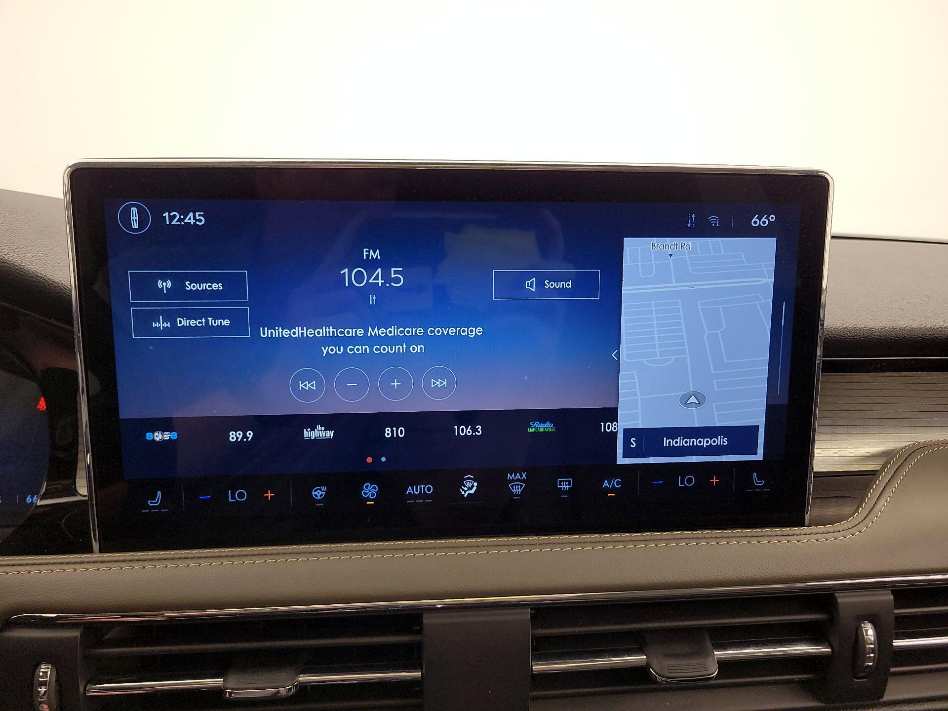 Thumbnail: 2024 Lincoln Corsair - 16