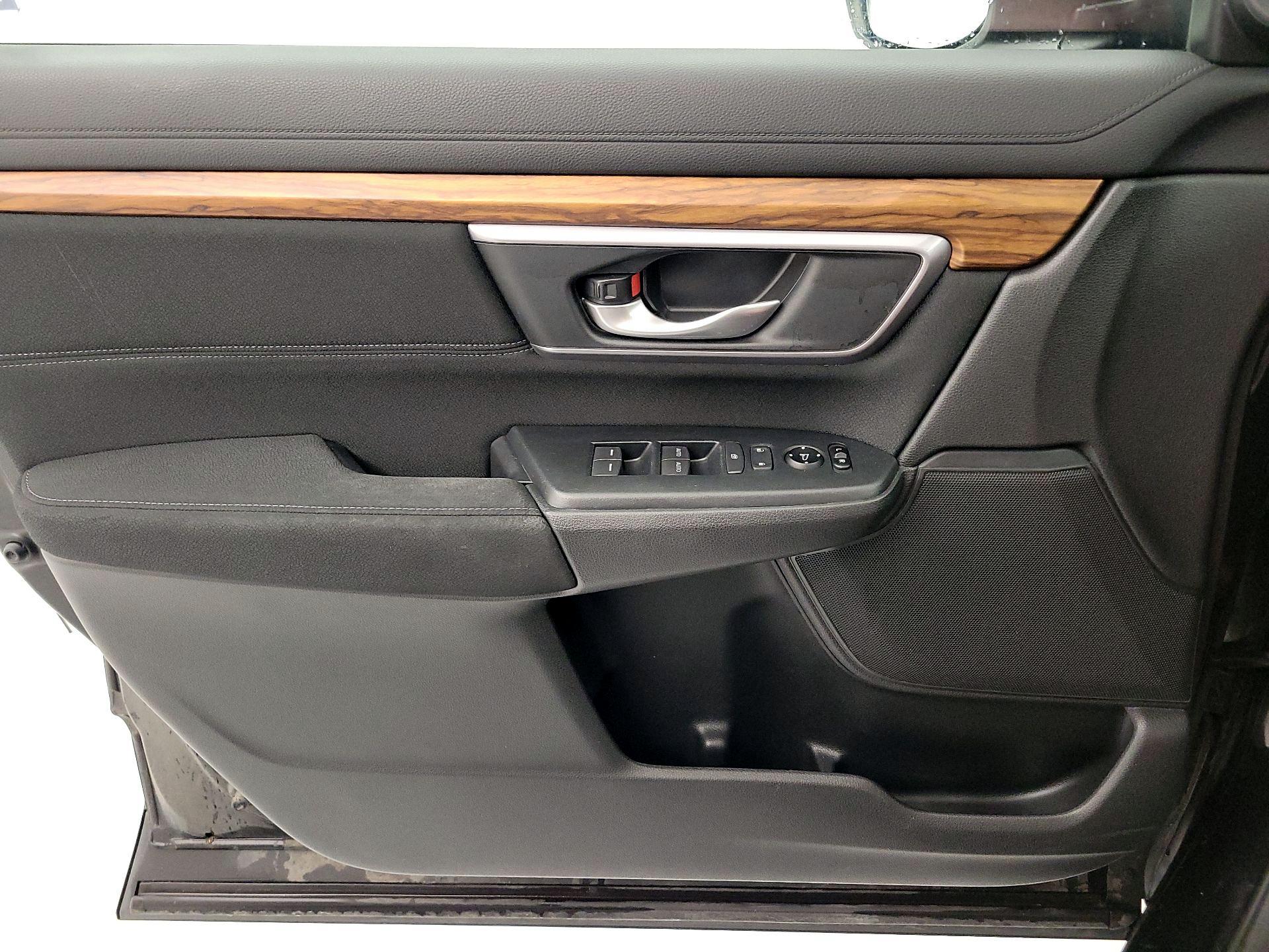 Thumbnail: 2017 Honda CR-V - 12