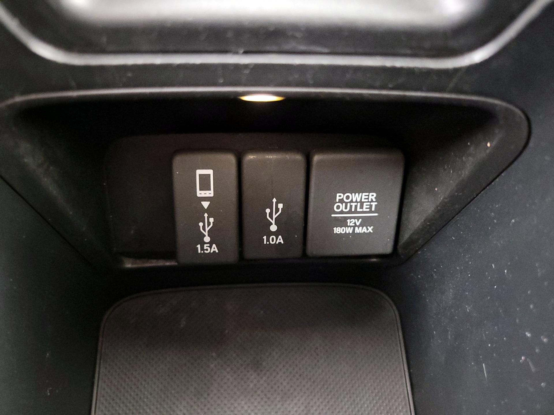 Thumbnail: 2017 Honda CR-V - 18