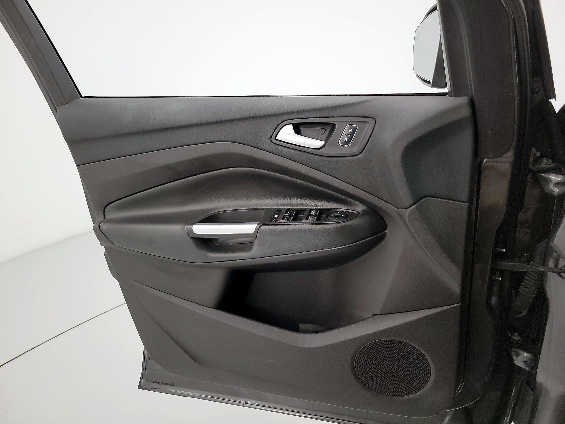 Thumbnail: 2017 Ford Escape - 12