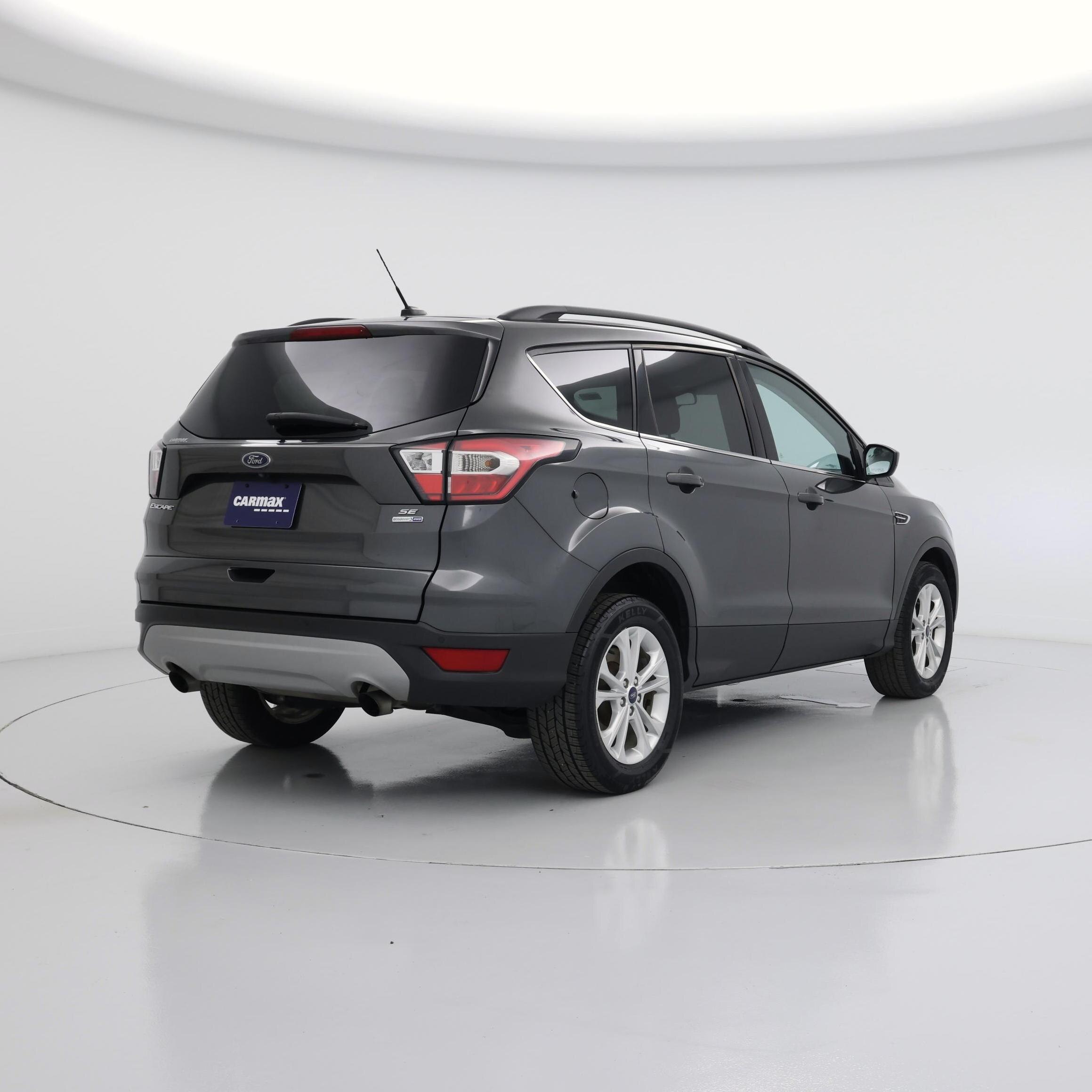 Thumbnail: 2017 Ford Escape - 8