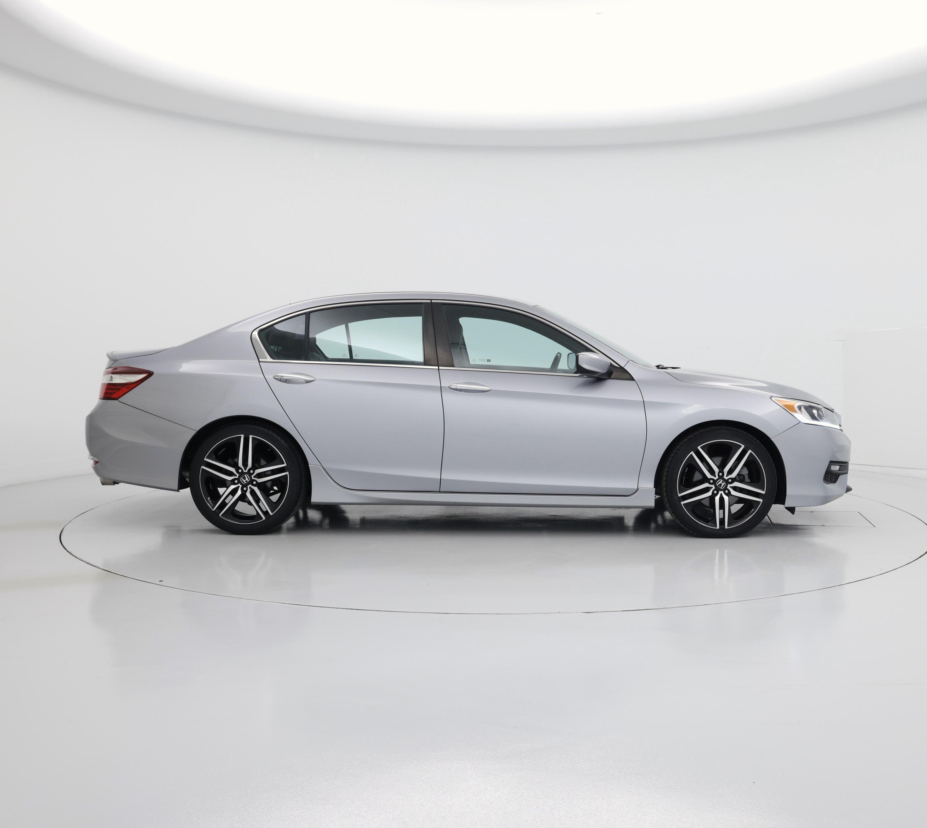 Thumbnail: 2017 Honda Accord - 7