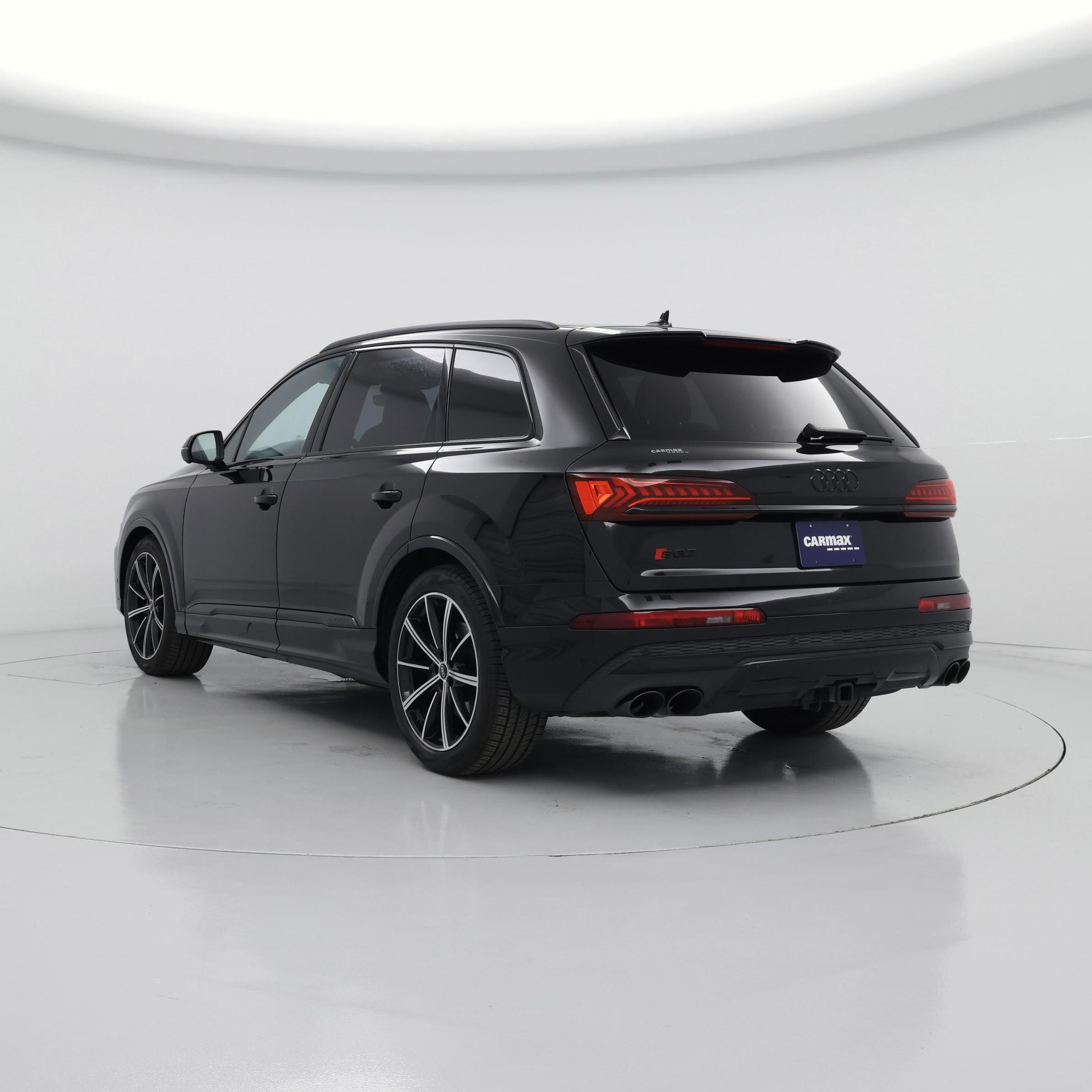 Thumbnail: 2023 Audi SQ7 - 2