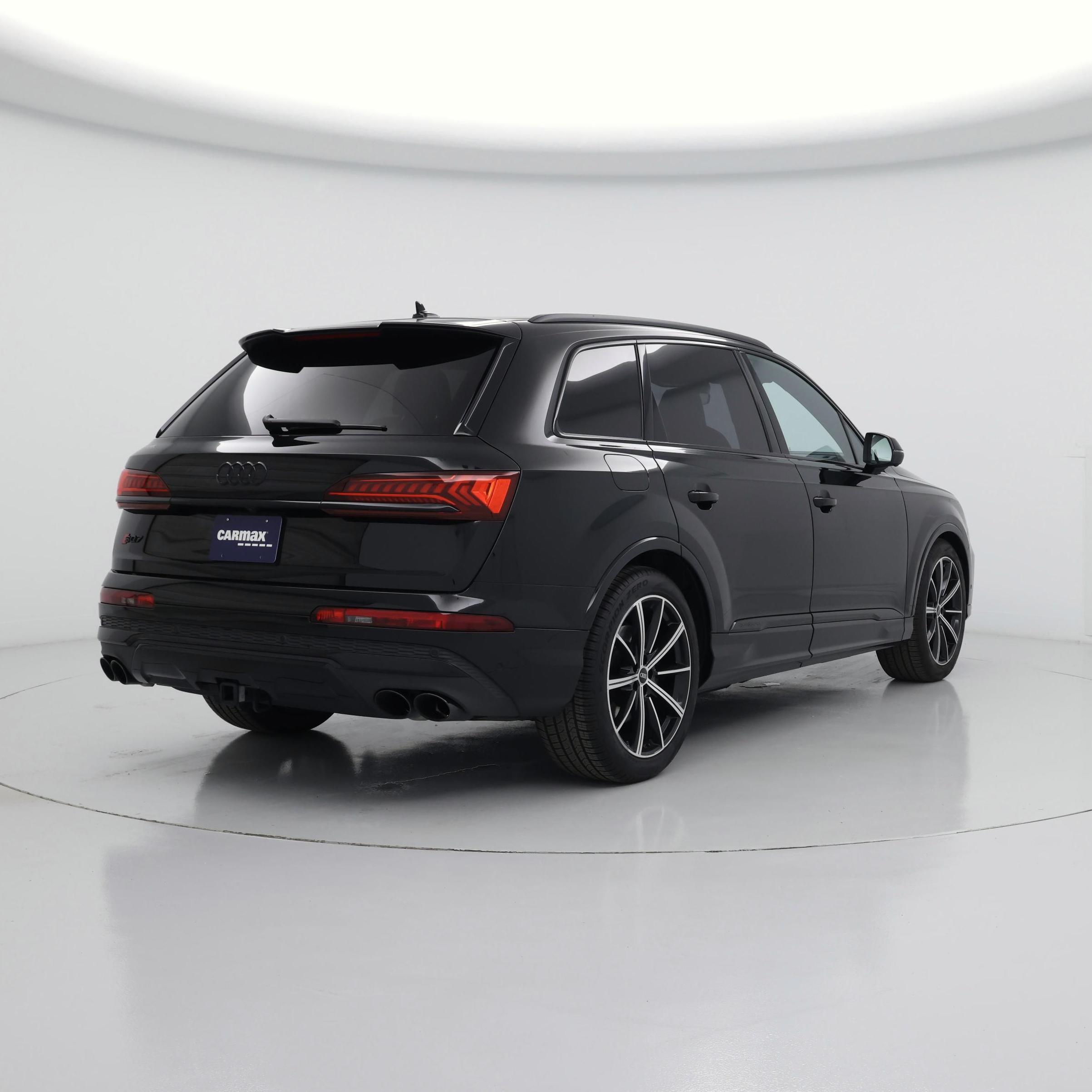Thumbnail: 2023 Audi SQ7 - 8