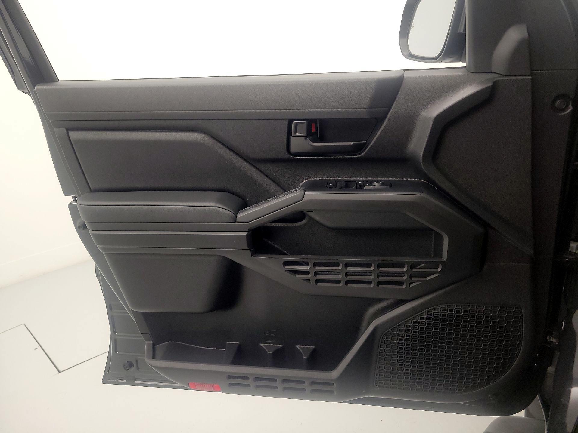 Thumbnail: 2025 Toyota Tacoma - 12