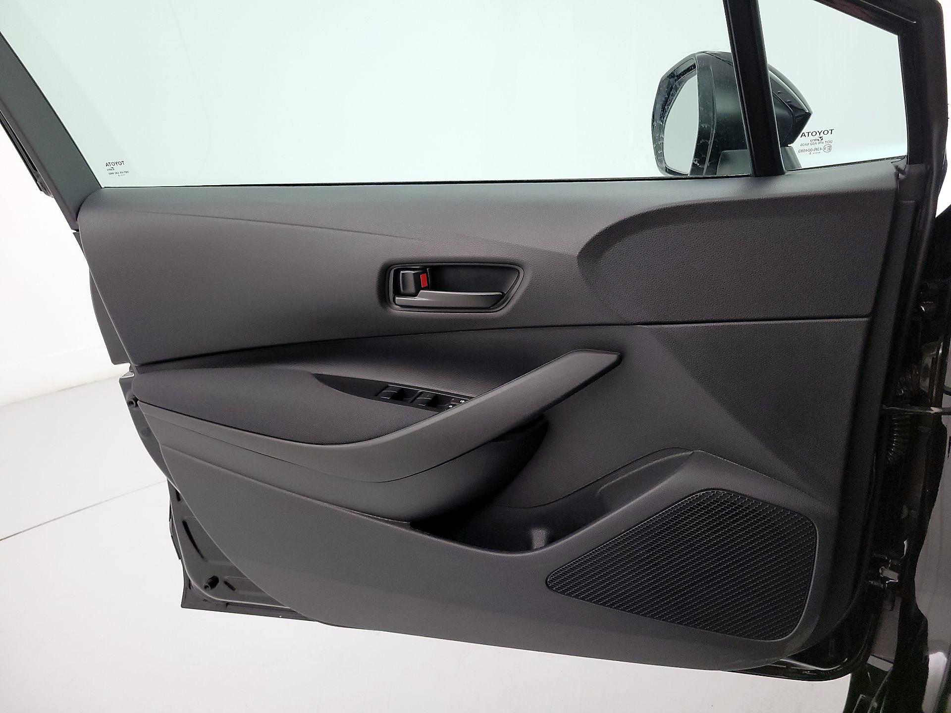 Thumbnail: 2025 Toyota Corolla - 12