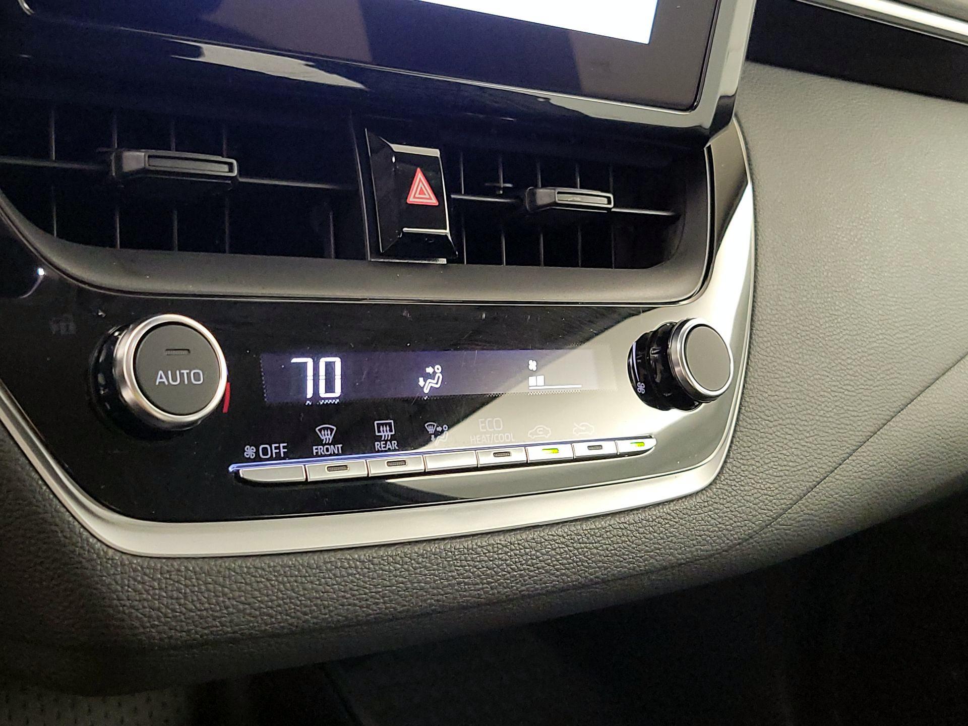 Thumbnail: 2025 Toyota Corolla - 16