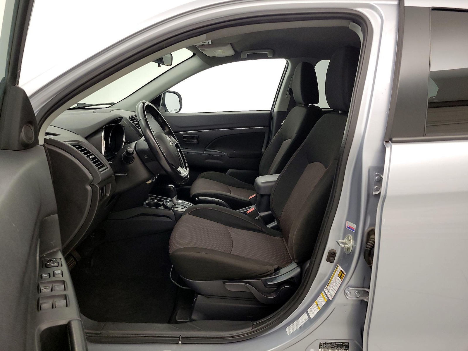 2017 Mitsubishi Outlander Sport ES - Photo 12