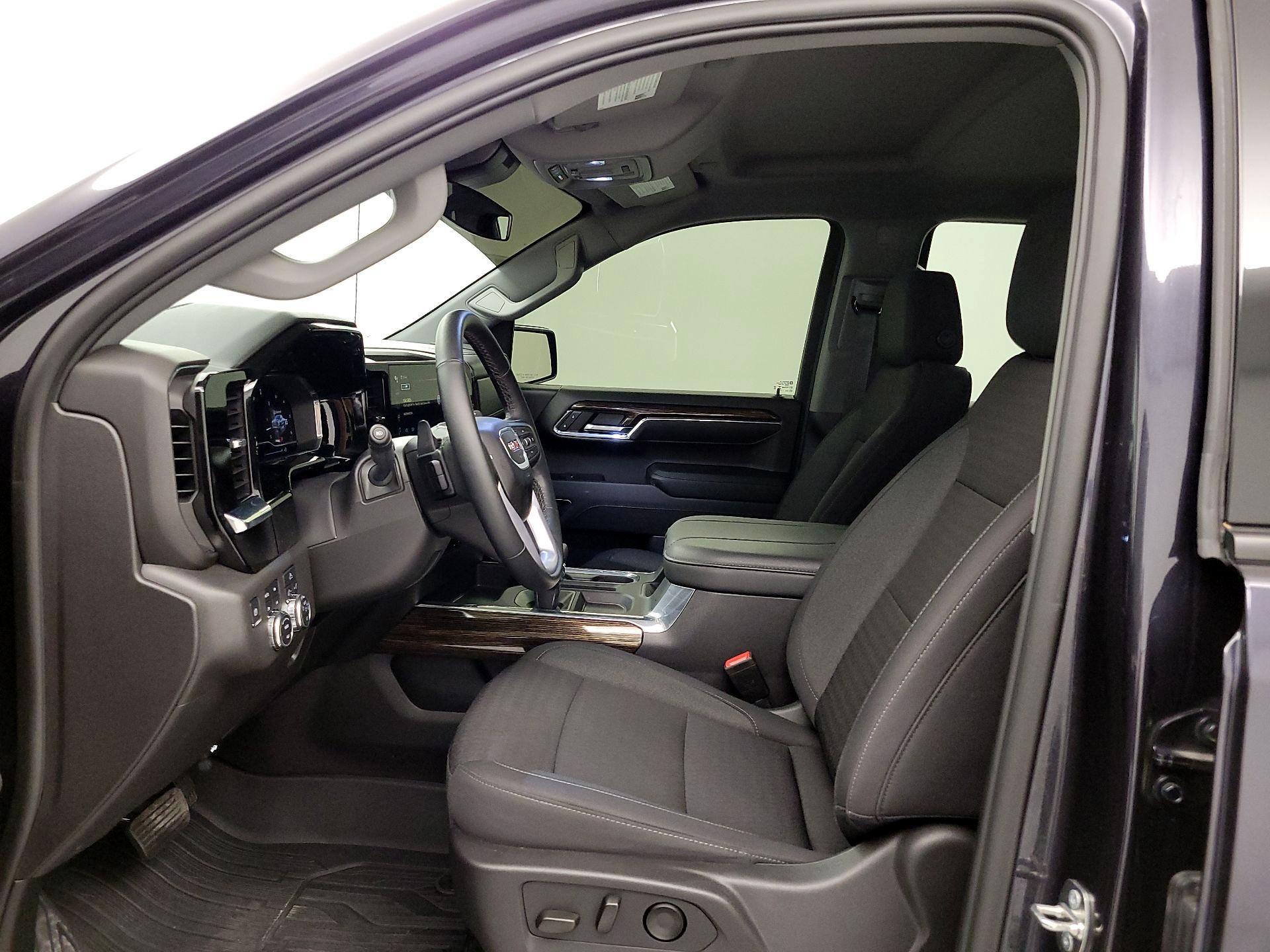 Thumbnail: 2024 GMC Sierra 1500 - 11