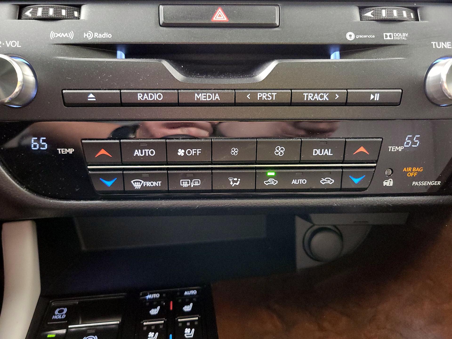 Thumbnail: 2019 Lexus RX - 17