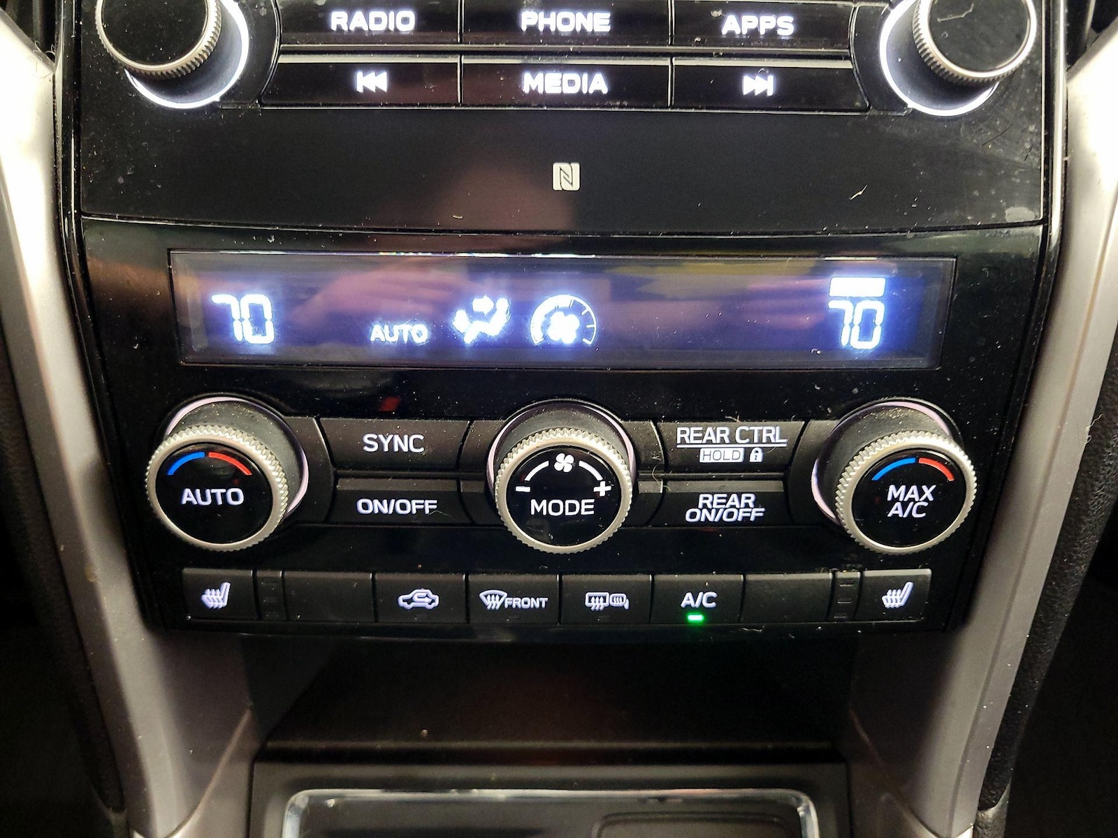 2020 Subaru Ascent Premium - Photo 17