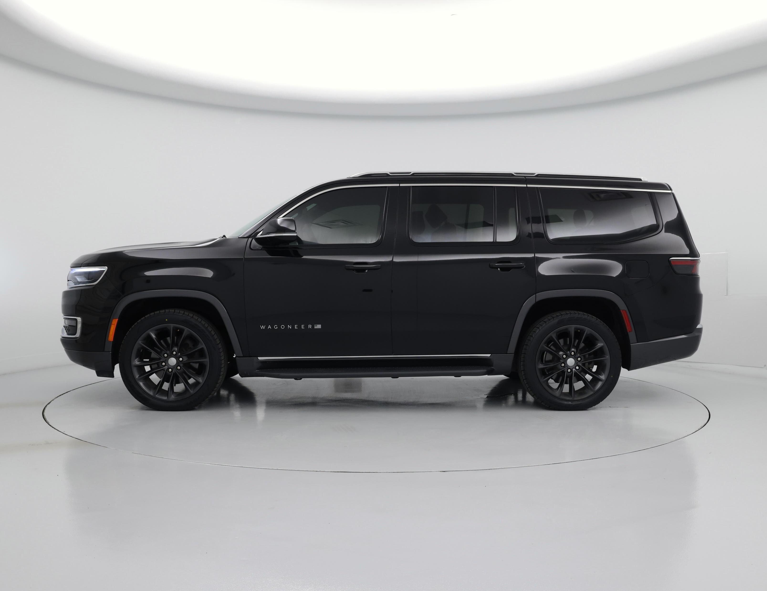 Thumbnail: 2022 Jeep Wagoneer - 3