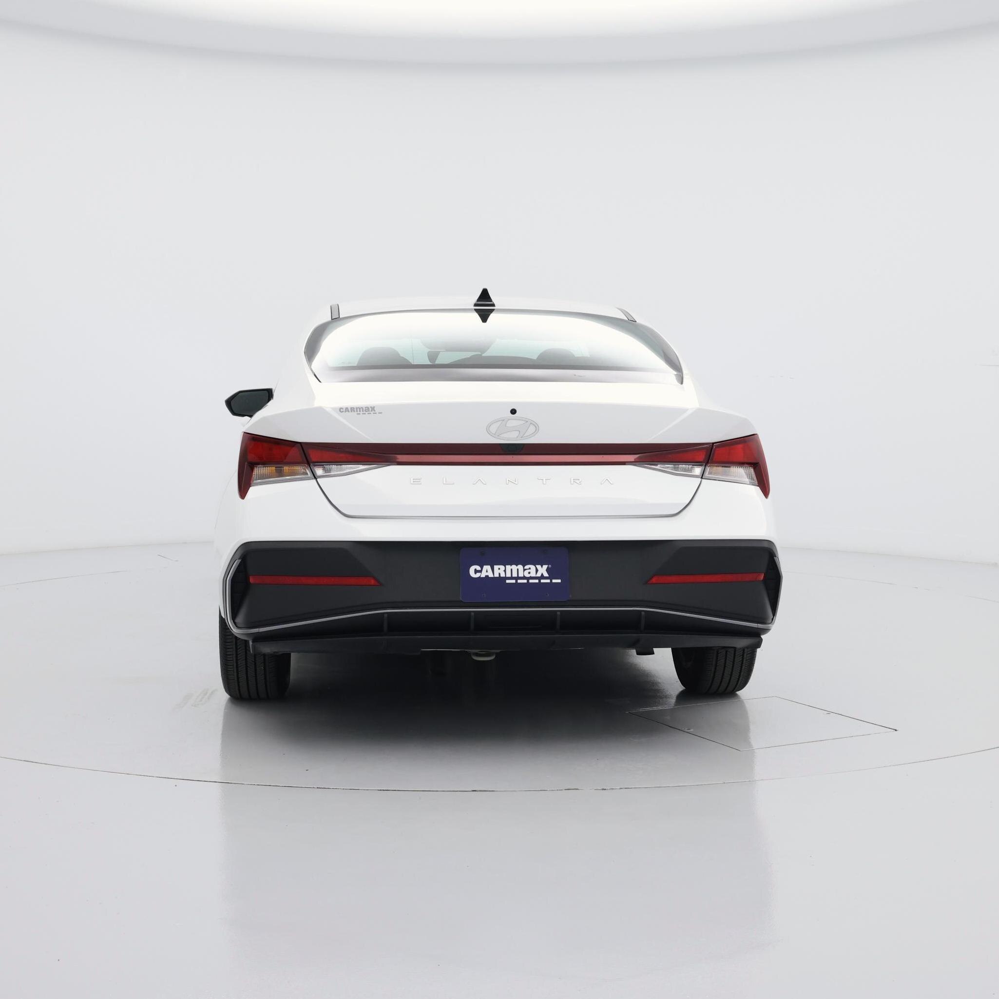 Thumbnail: 2024 Hyundai Elantra - 6
