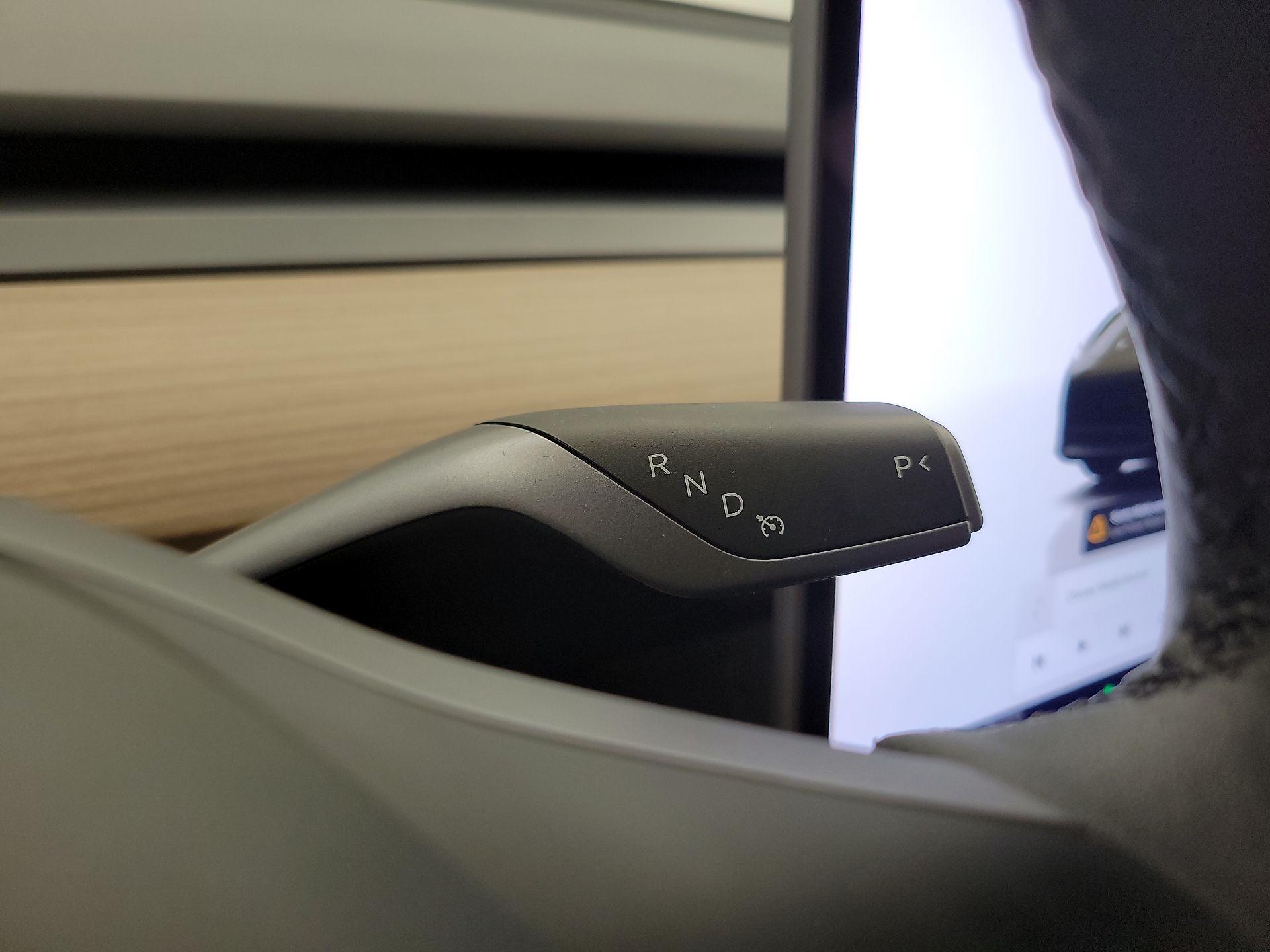 Thumbnail: 2025 Tesla Model Y - 17