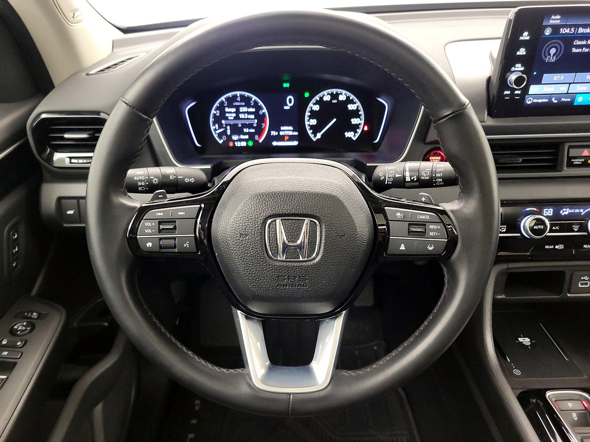 Thumbnail: 2023 Honda Pilot - 10