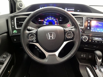 Steering Wheel & Instrument Cluster (On)
