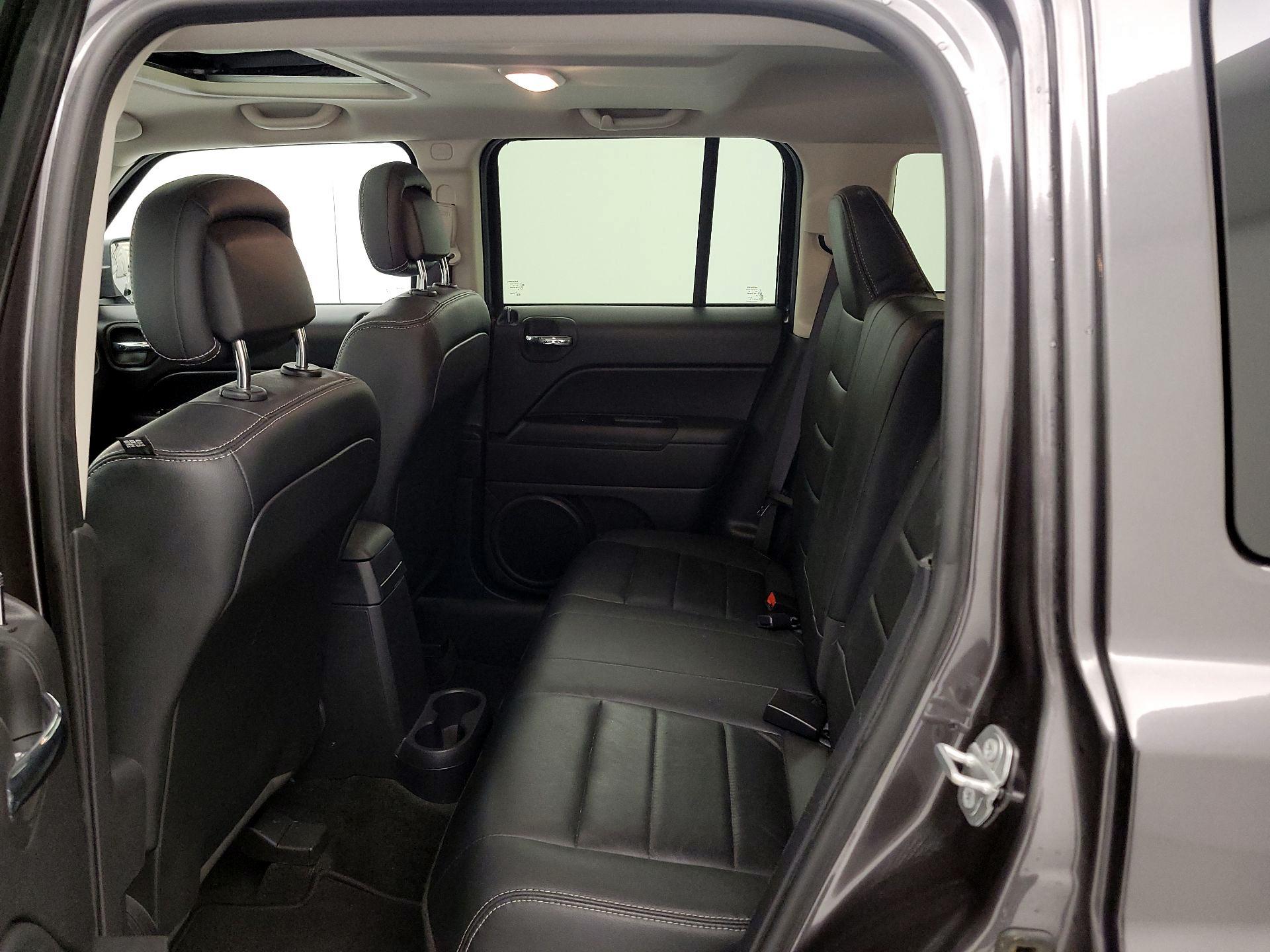 Thumbnail: 2017 Jeep Patriot - 18