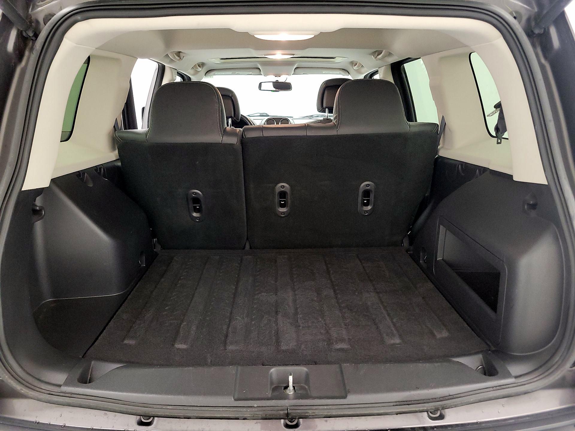 Thumbnail: 2017 Jeep Patriot - 19