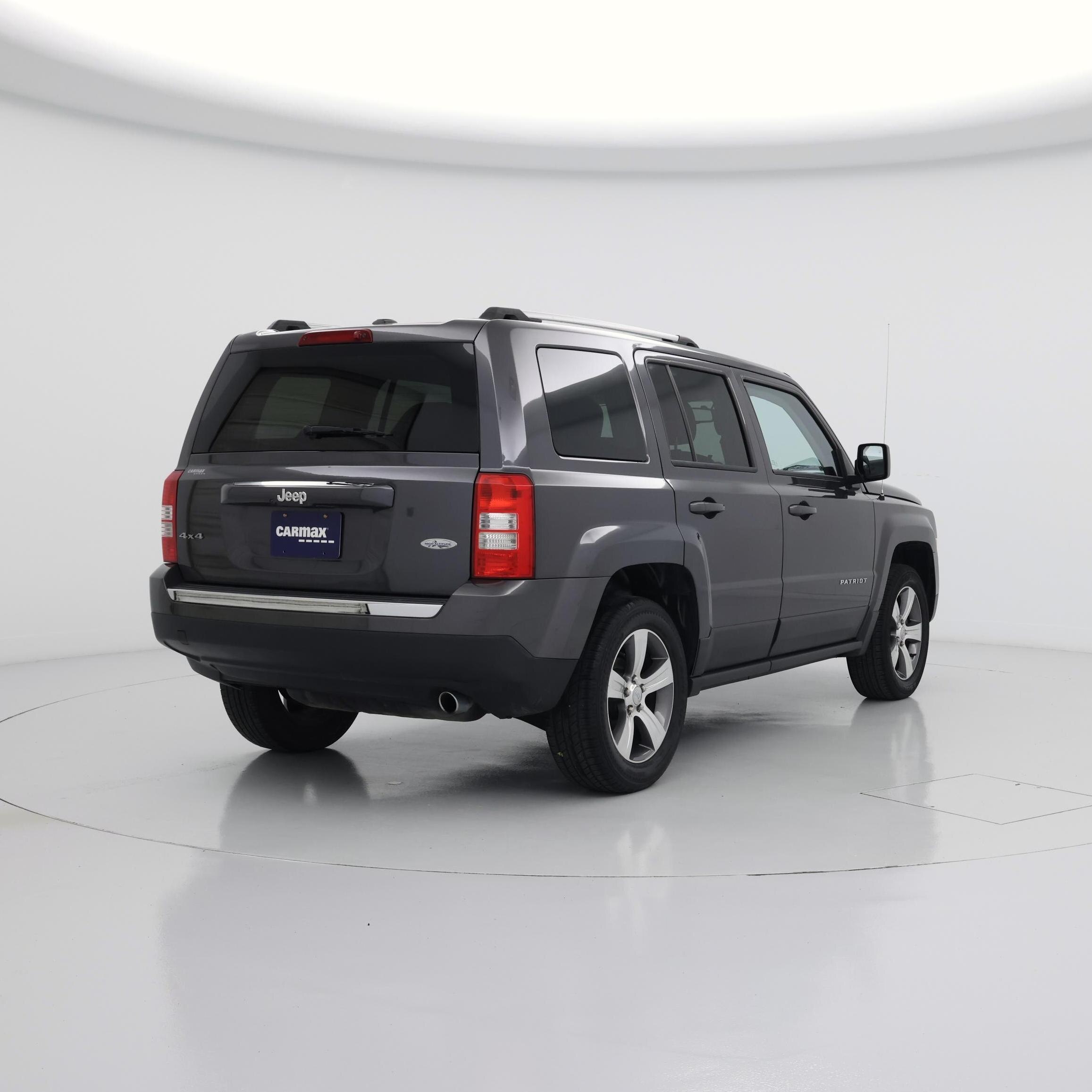 Thumbnail: 2017 Jeep Patriot - 8