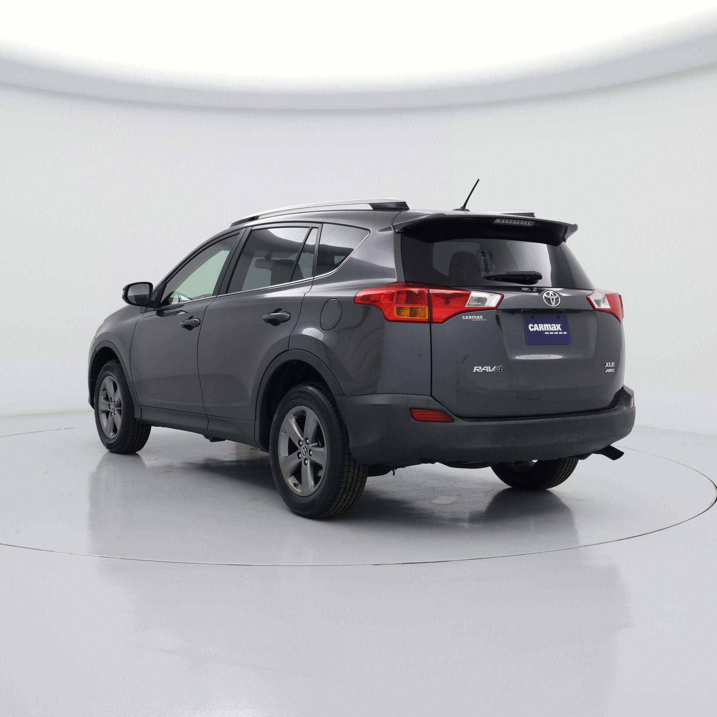 Thumbnail: 2015 Toyota RAV4 - 2