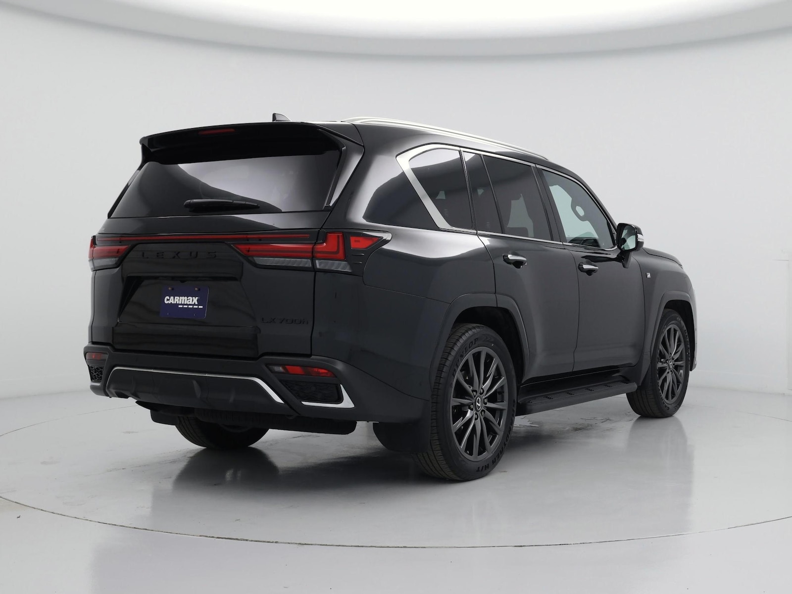 2025 Lexus LX F-Sport - Photo 9