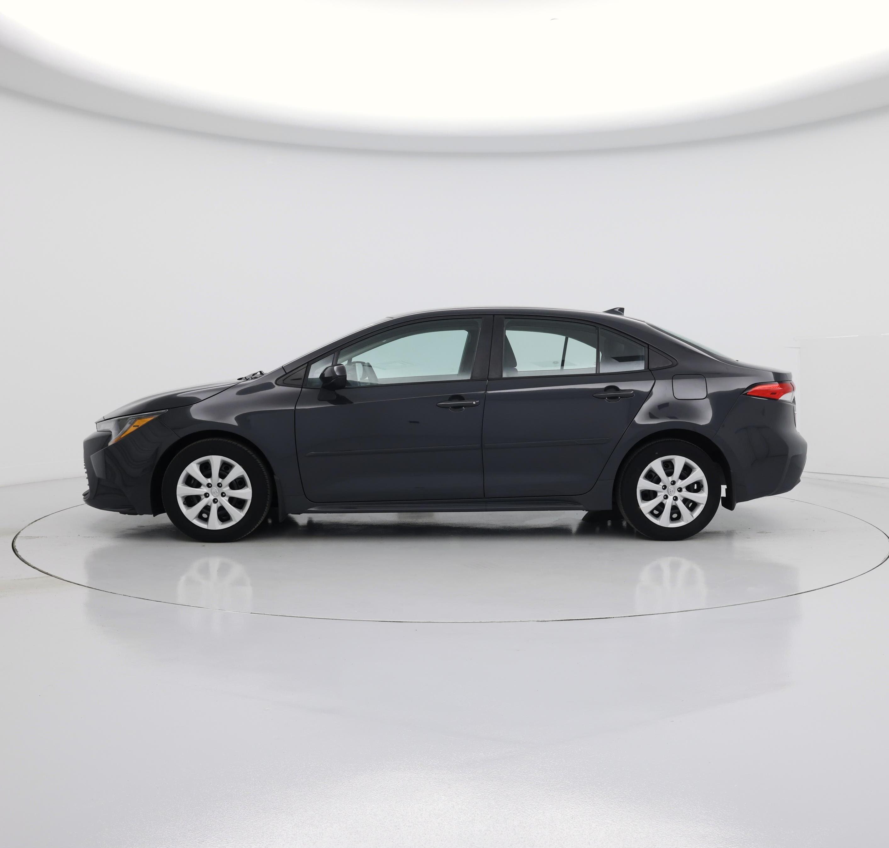 Thumbnail: 2023 Toyota Corolla - 3