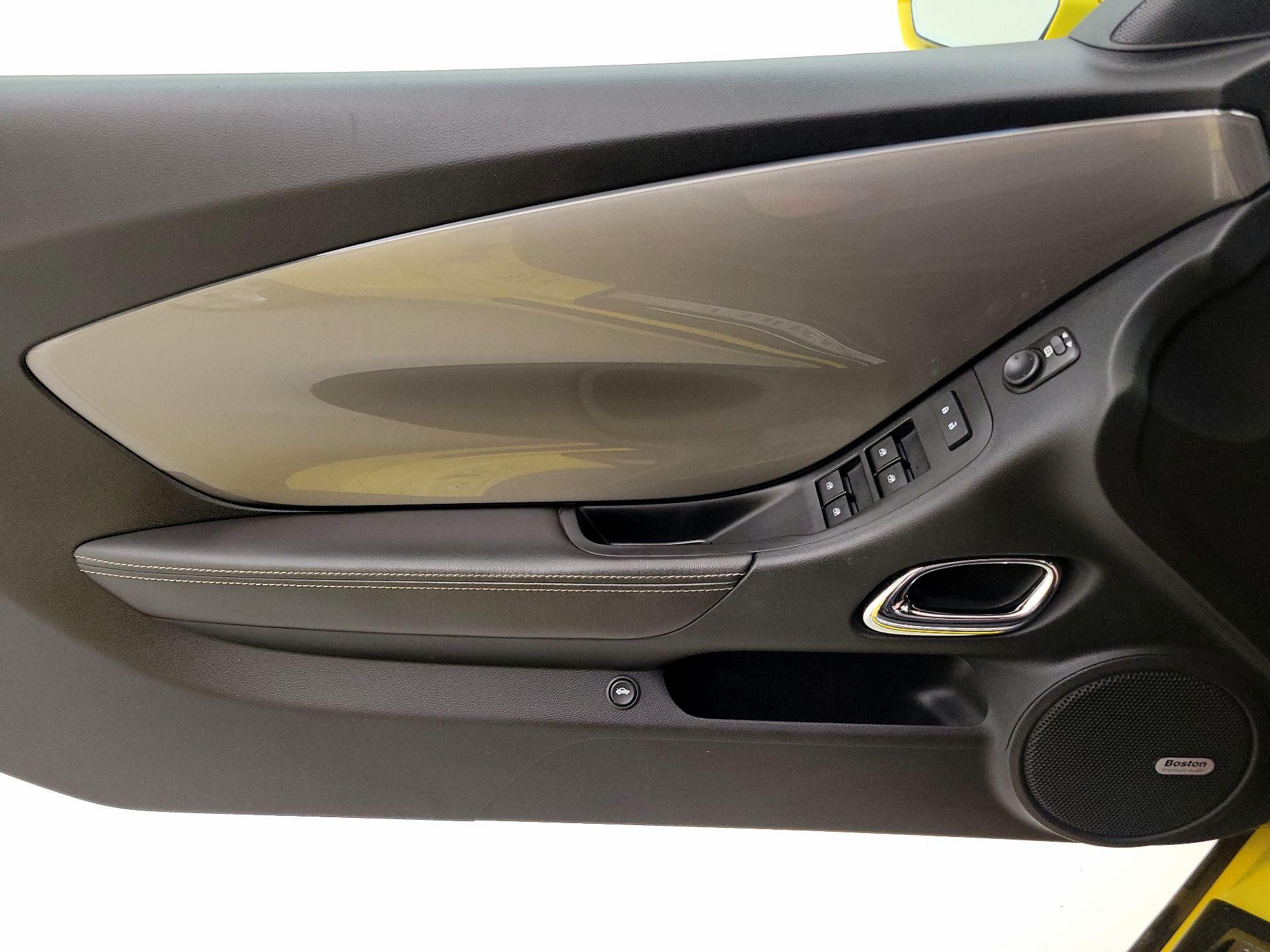 Thumbnail: 2015 Chevrolet Camaro - 12
