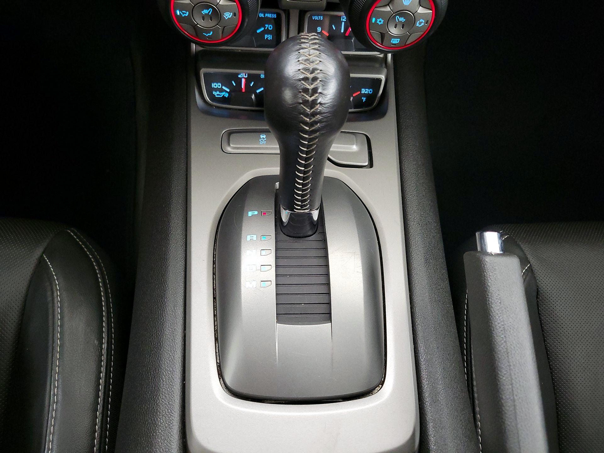Thumbnail: 2015 Chevrolet Camaro - 18