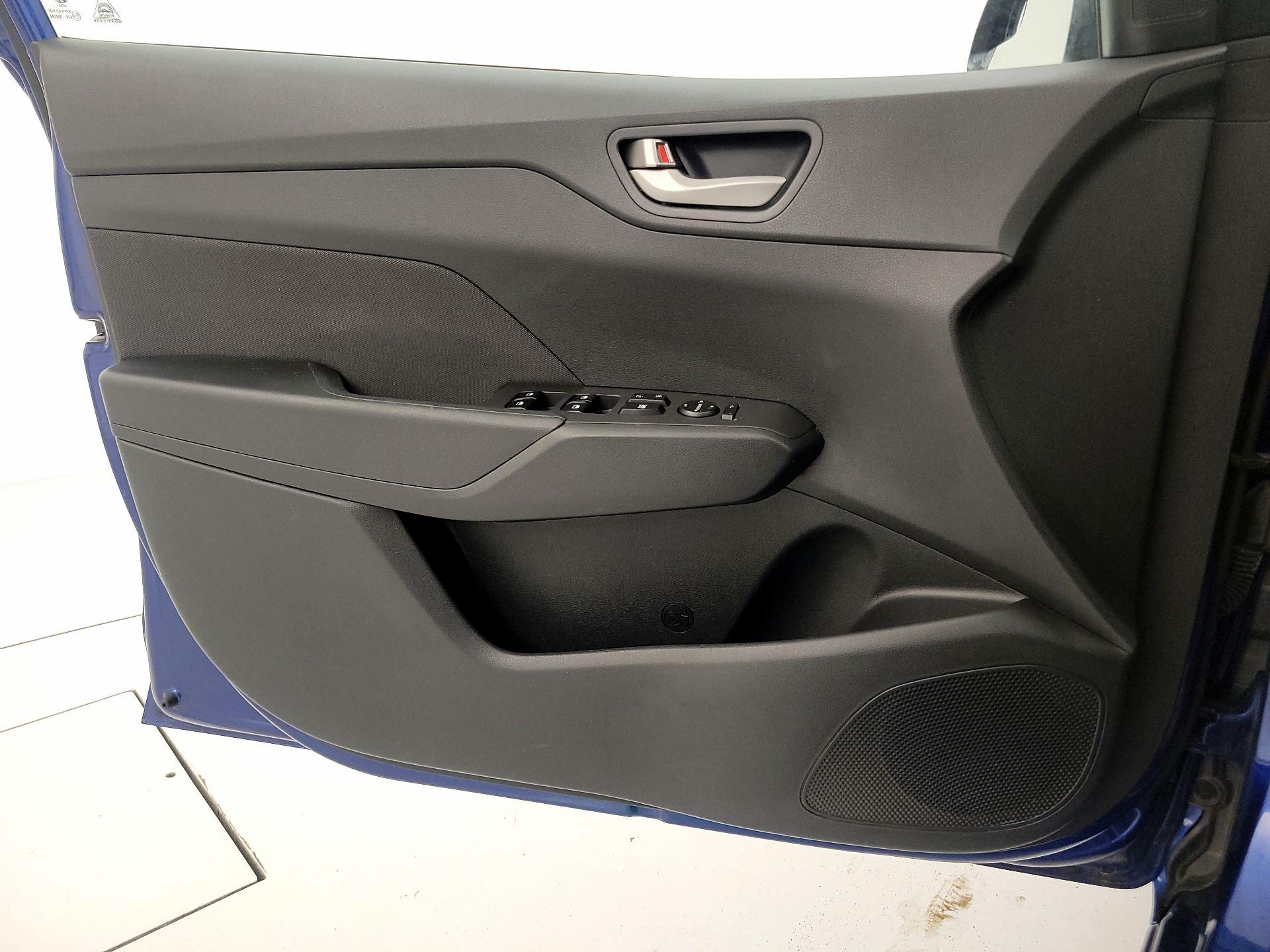 Thumbnail: 2019 Hyundai Accent - 12