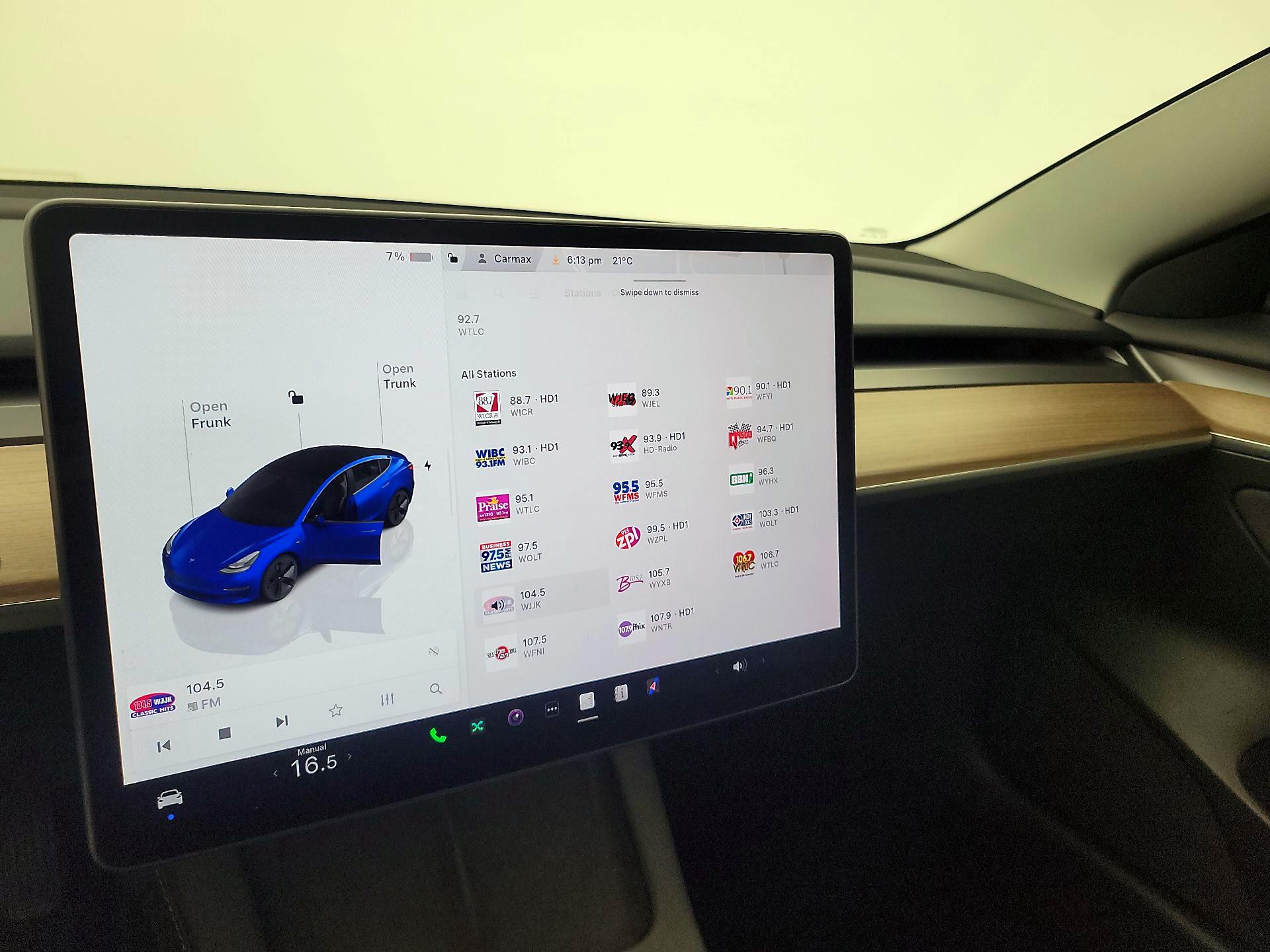 Thumbnail: 2023 Tesla Model 3 - 15