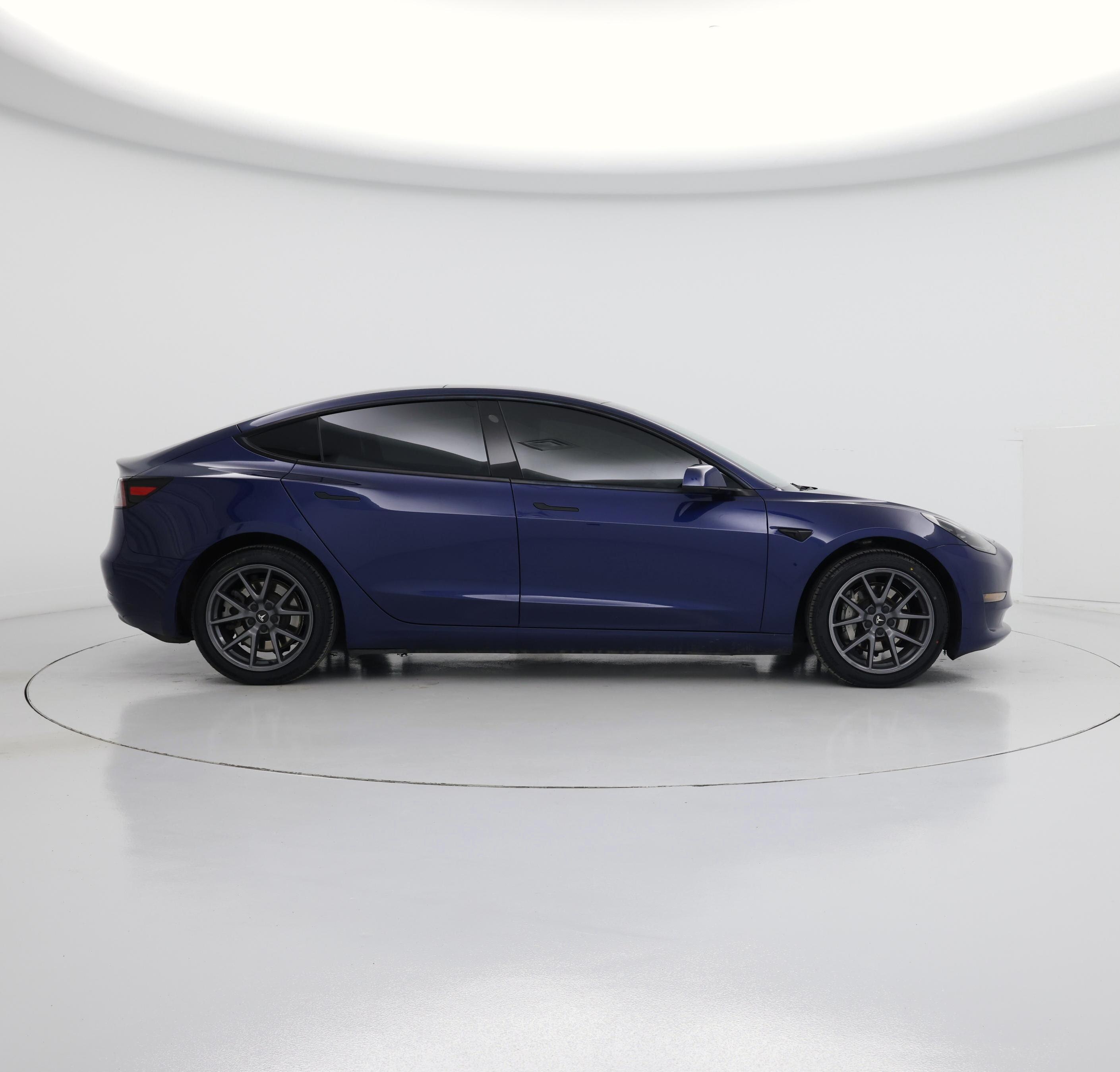 Thumbnail: 2023 Tesla Model 3 - 7