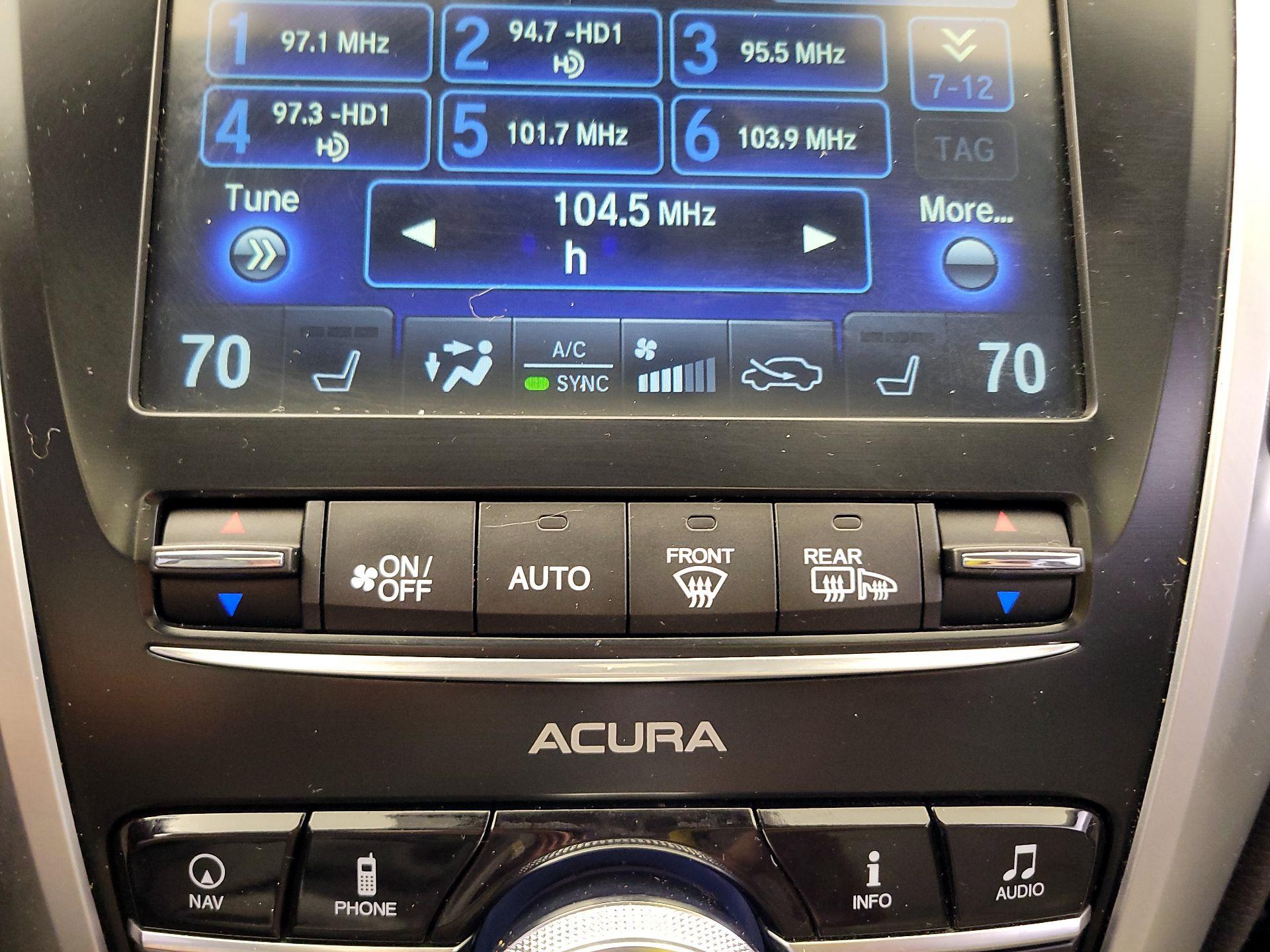 Thumbnail: 2016 Acura TLX - 17