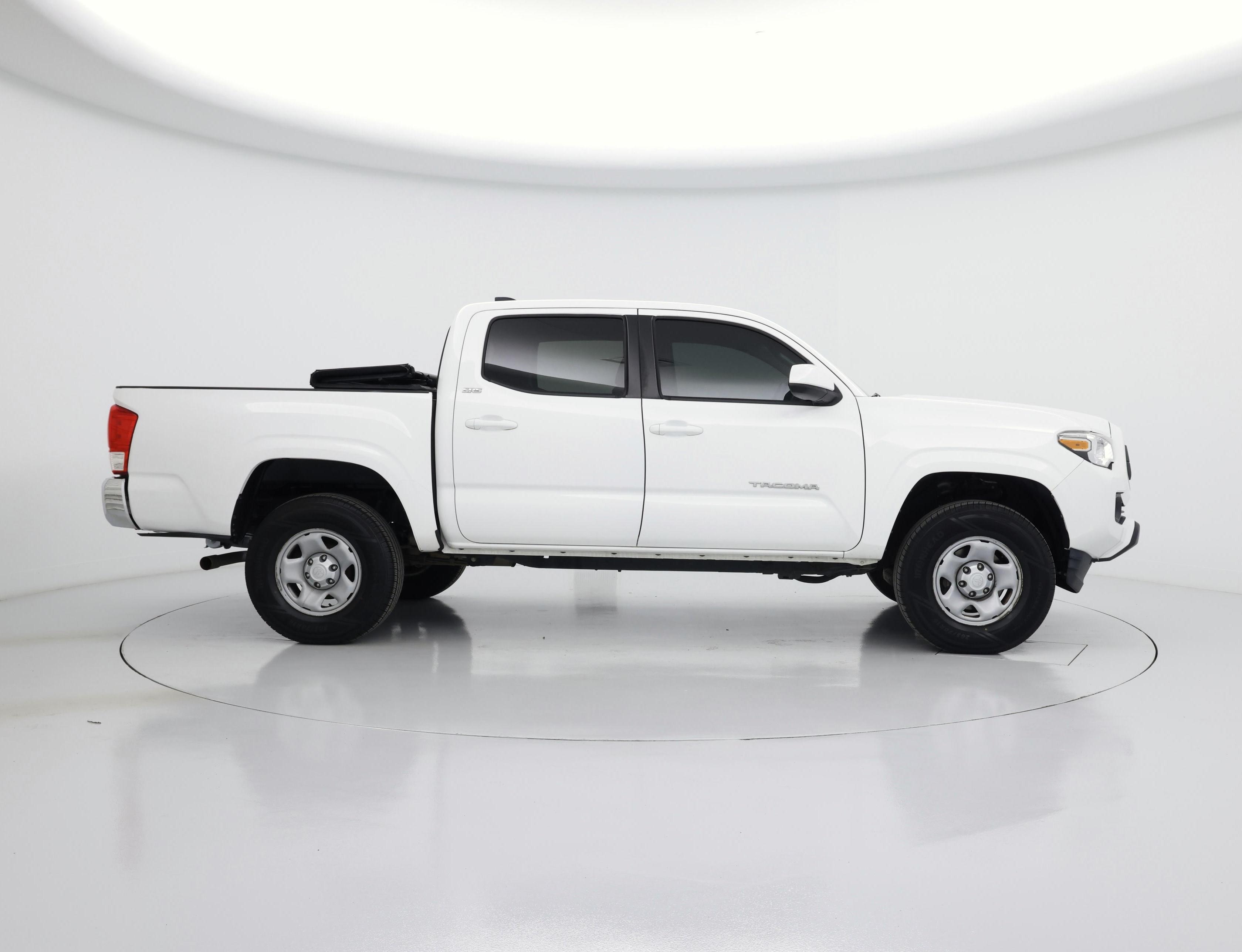 Thumbnail: 2020 Toyota Tacoma - 7