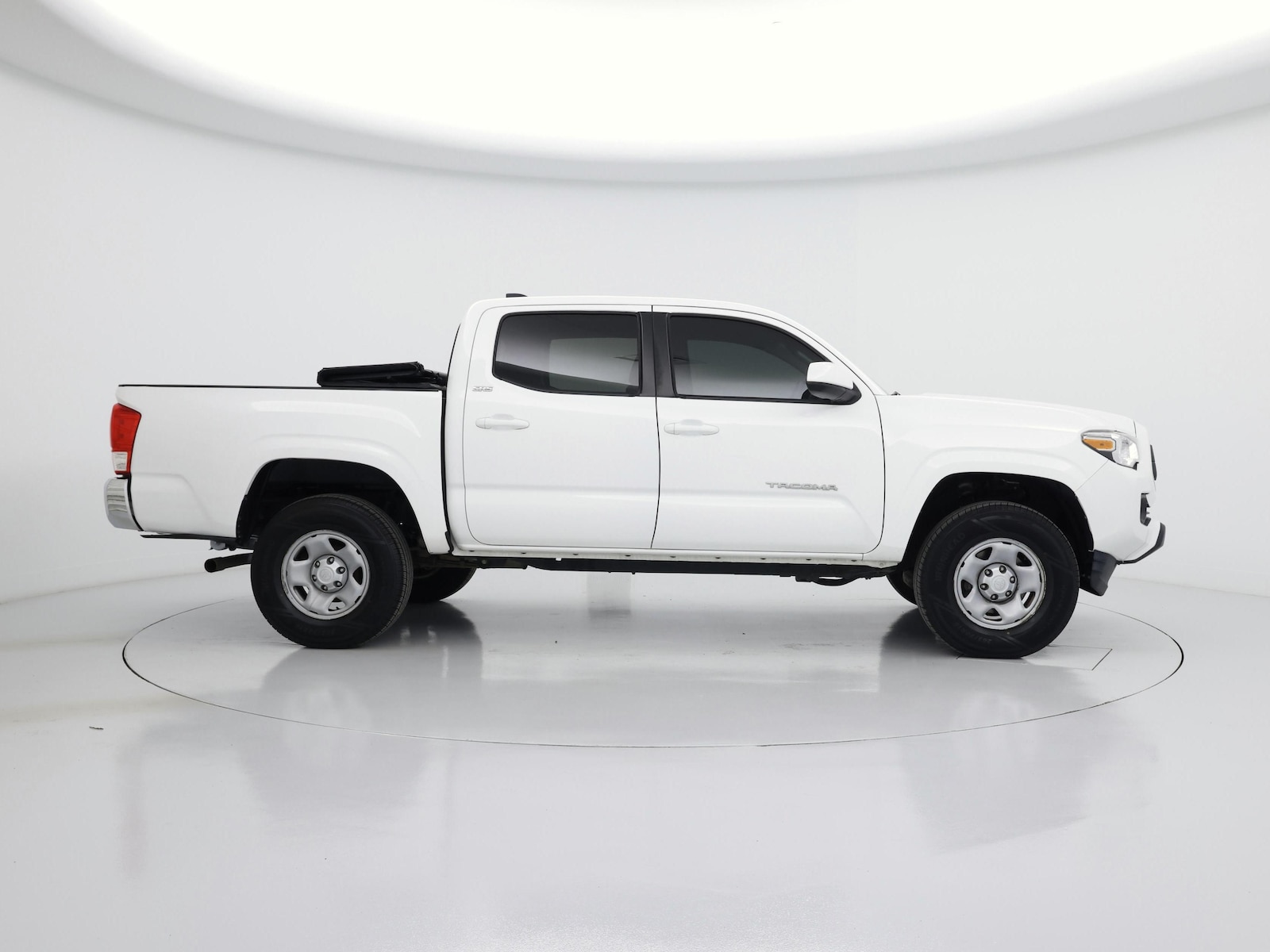 2020 Toyota Tacoma SR5 - Photo 8