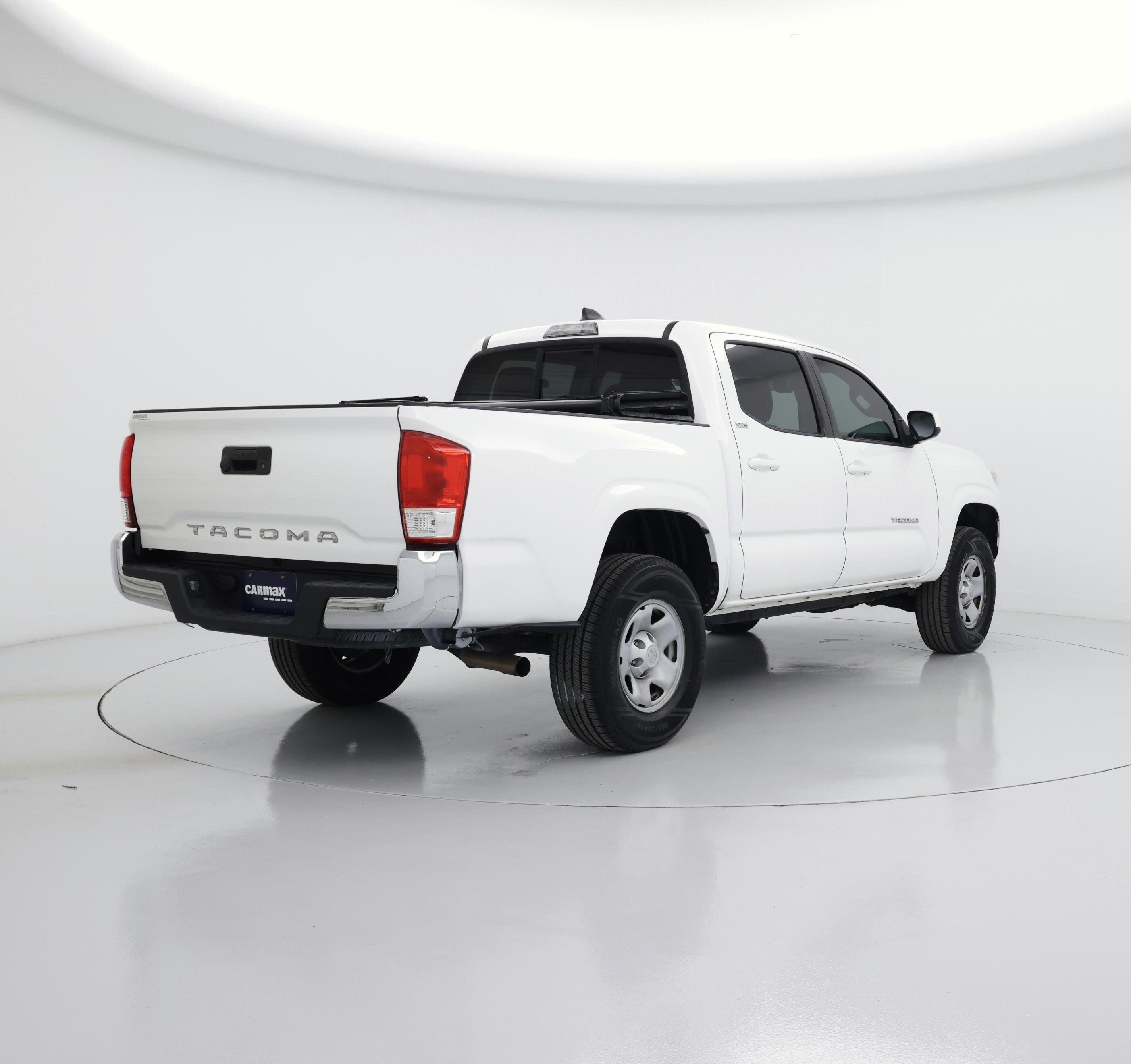 Thumbnail: 2020 Toyota Tacoma - 8