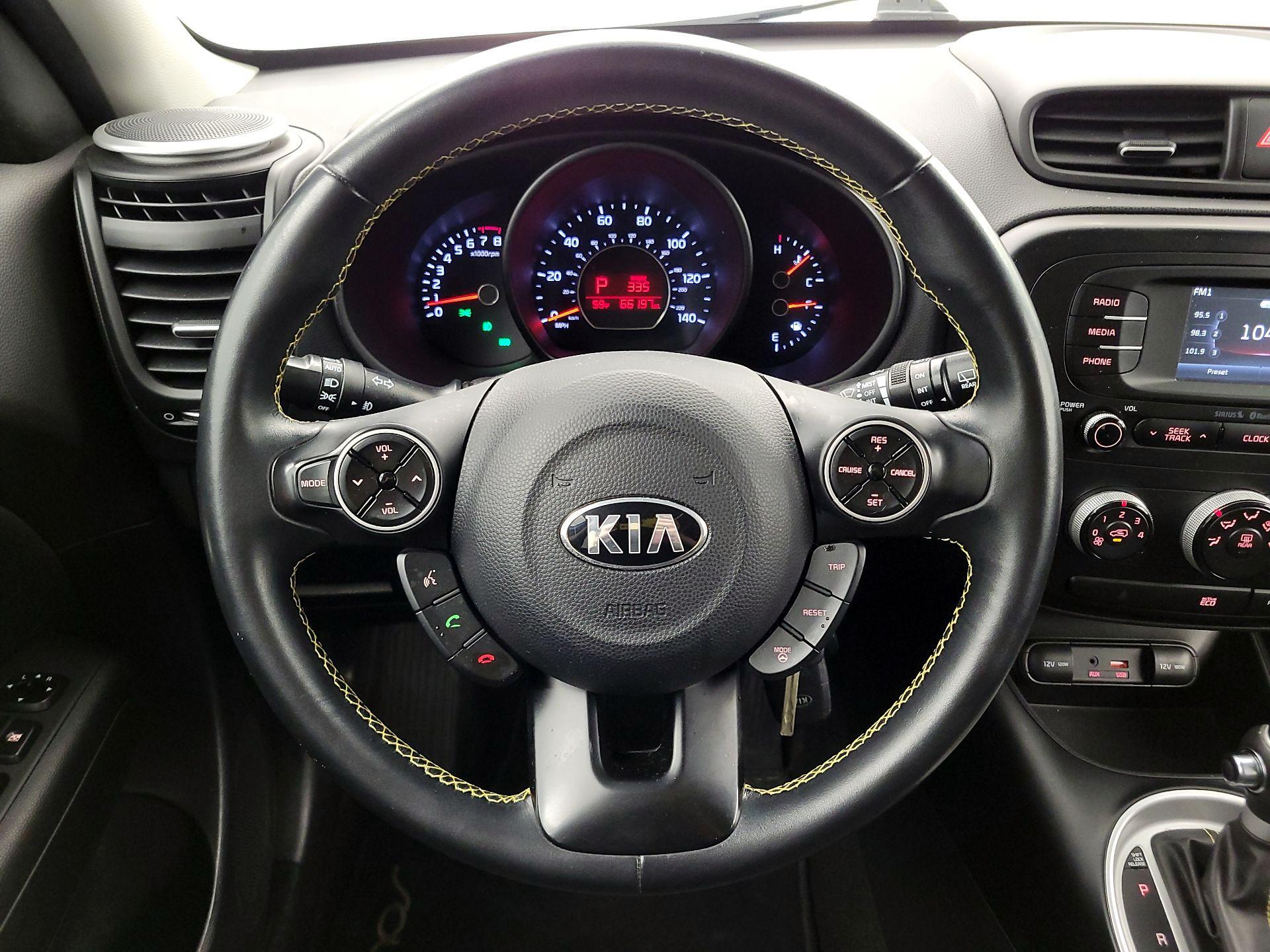 Thumbnail: 2016 Kia Soul - 10
