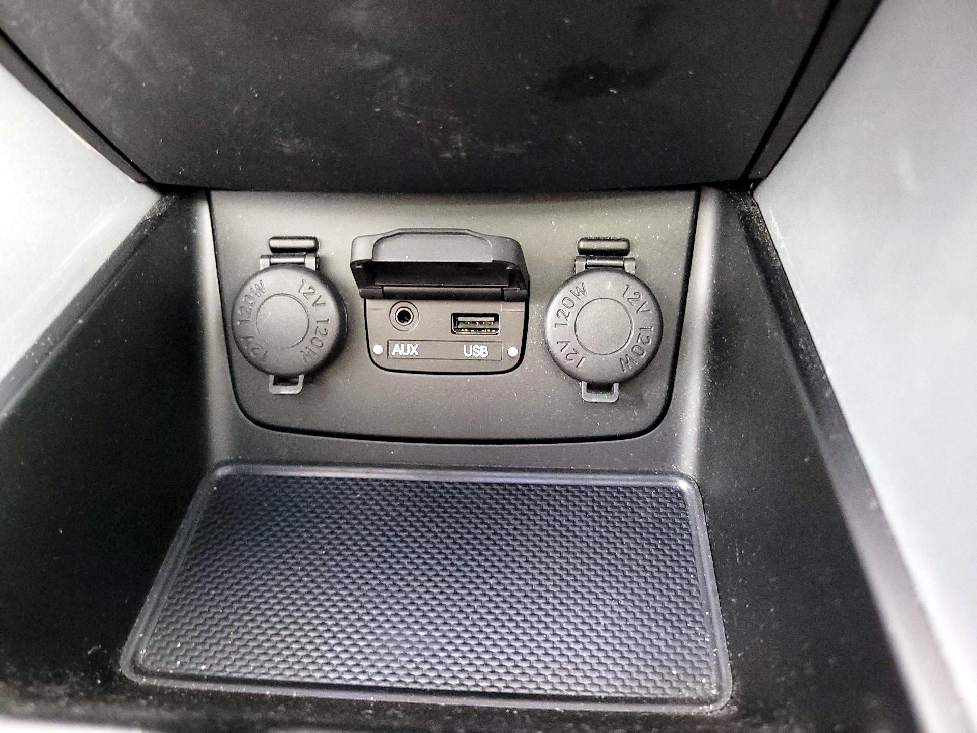 Thumbnail: 2014 Hyundai Sonata - 19