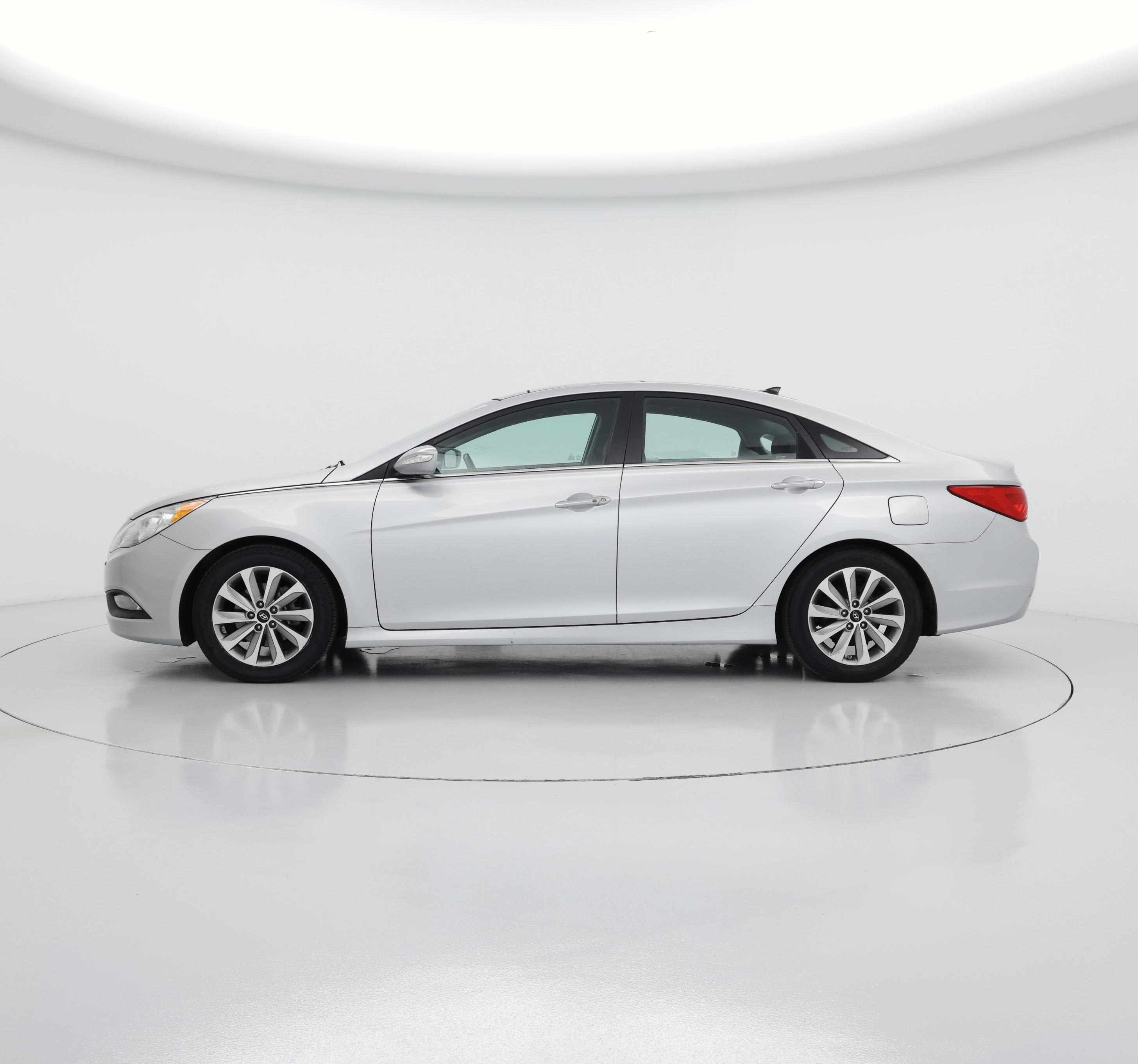 Thumbnail: 2014 Hyundai Sonata - 3