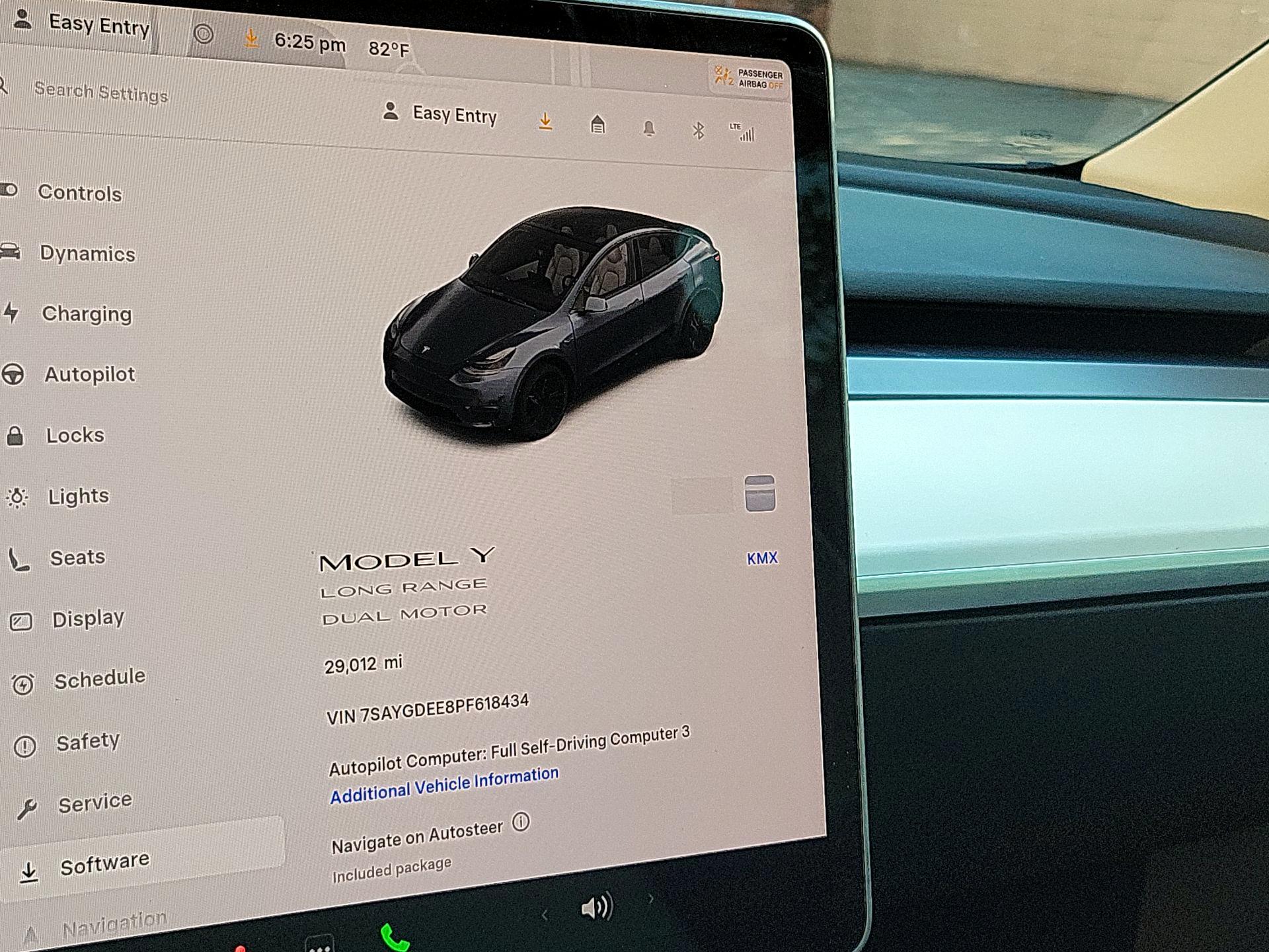 Thumbnail: 2023 Tesla Model Y - 11