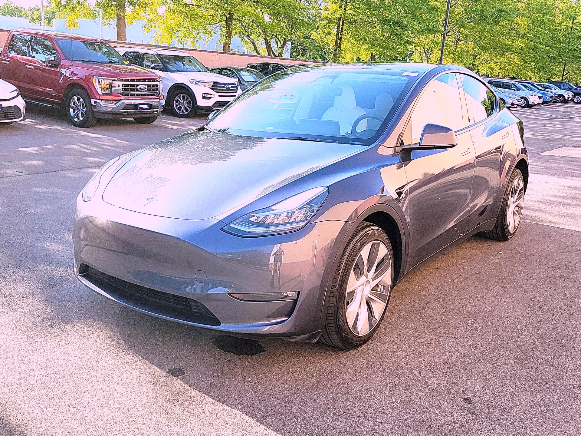 Thumbnail: 2023 Tesla Model Y - 3