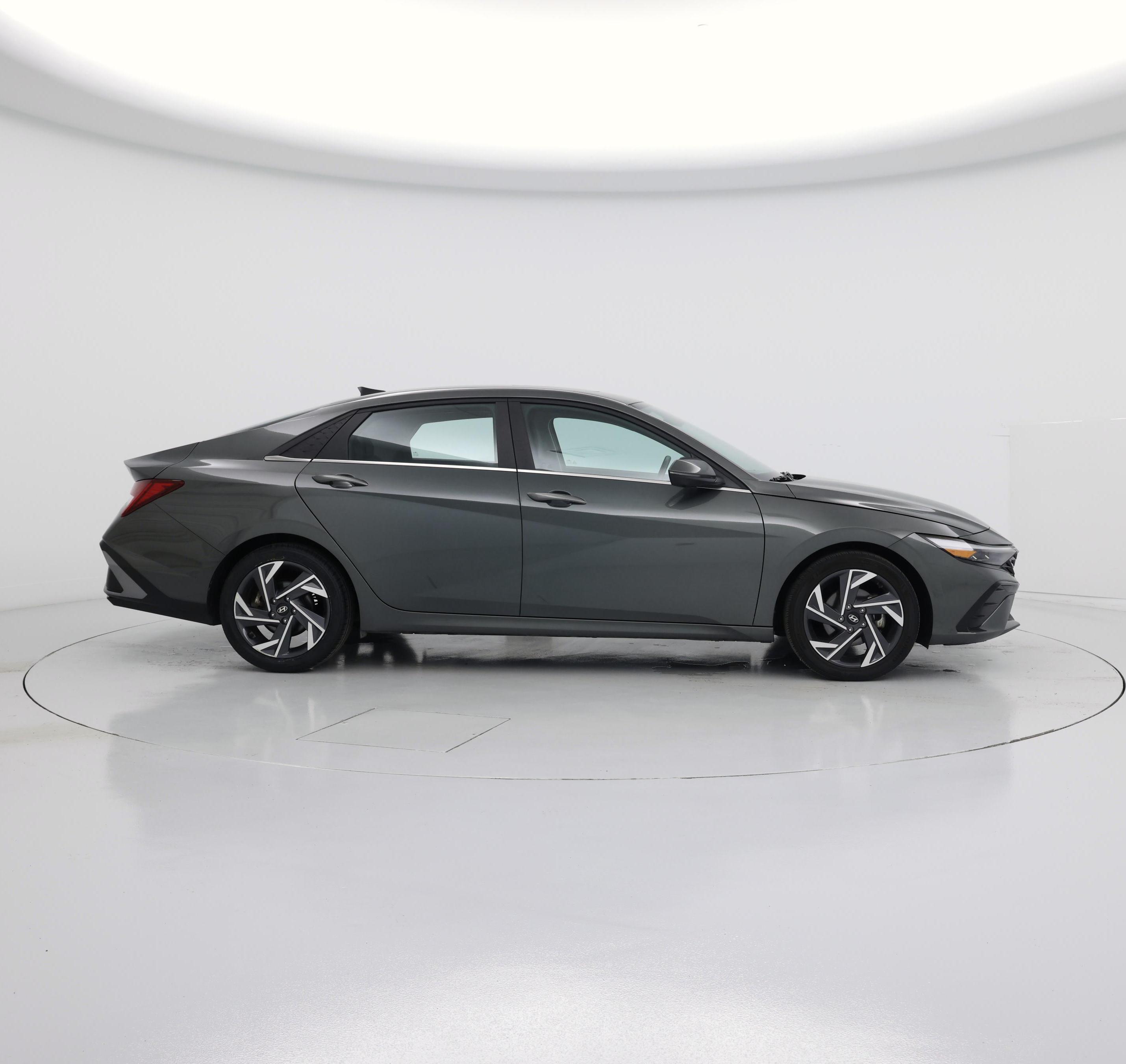 Thumbnail: 2024 Hyundai Elantra - 7