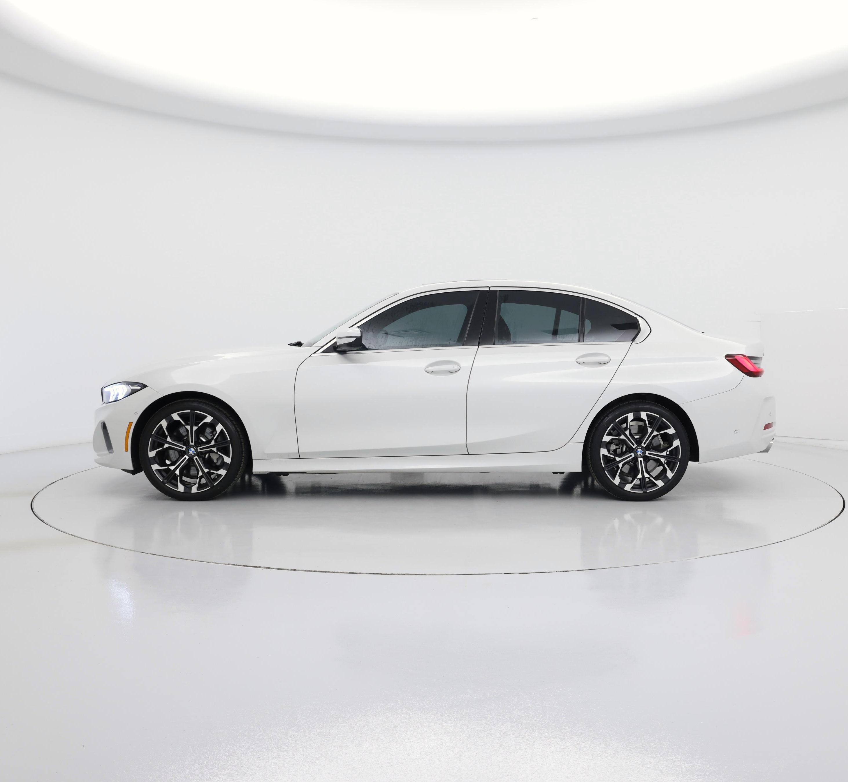 Thumbnail: 2025 BMW 3 Series - 3