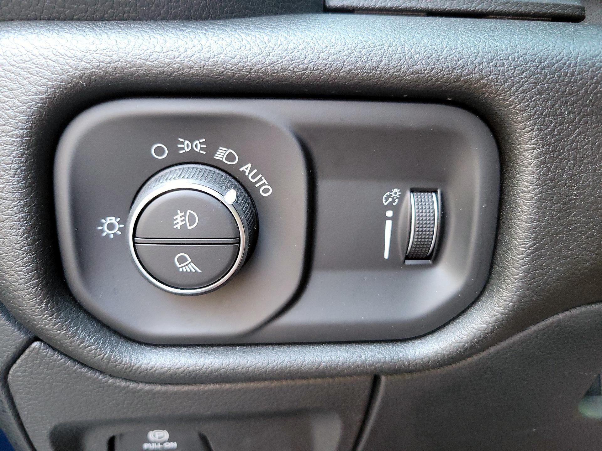 Thumbnail: 2020 RAM 1500 - 11