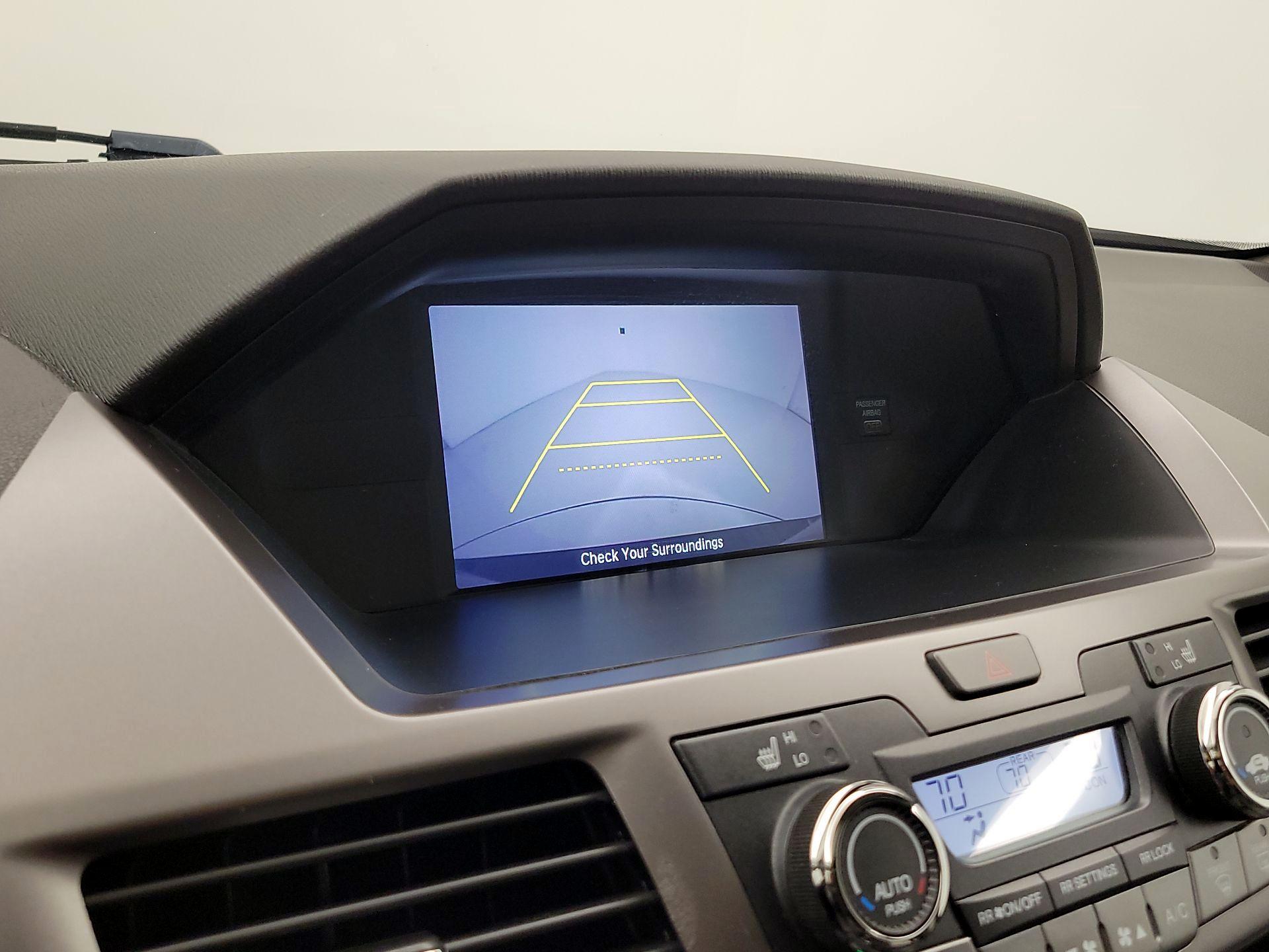 Thumbnail: 2015 Honda Odyssey - 14