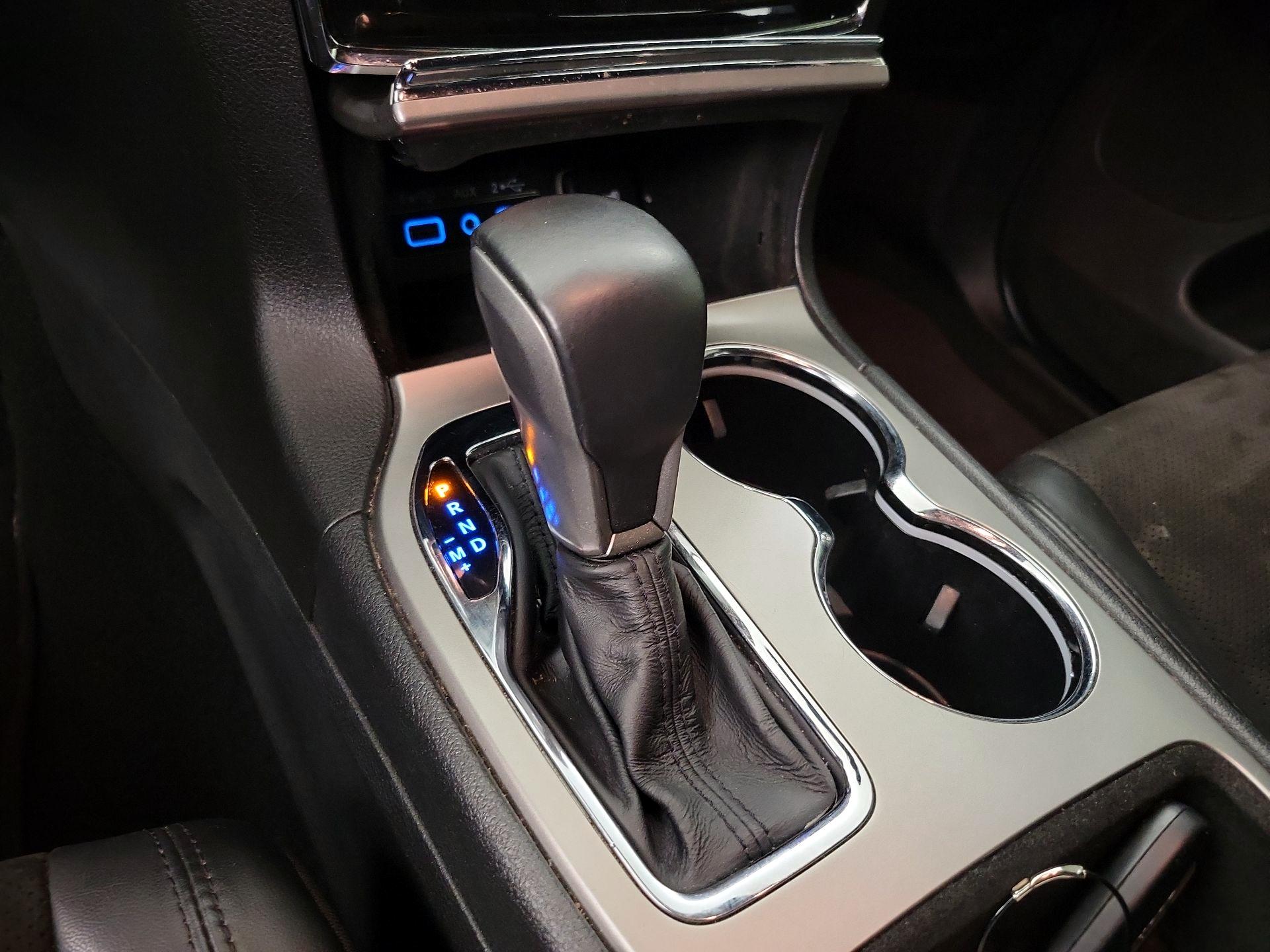 Thumbnail: 2019 Jeep Grand Cherokee - 18