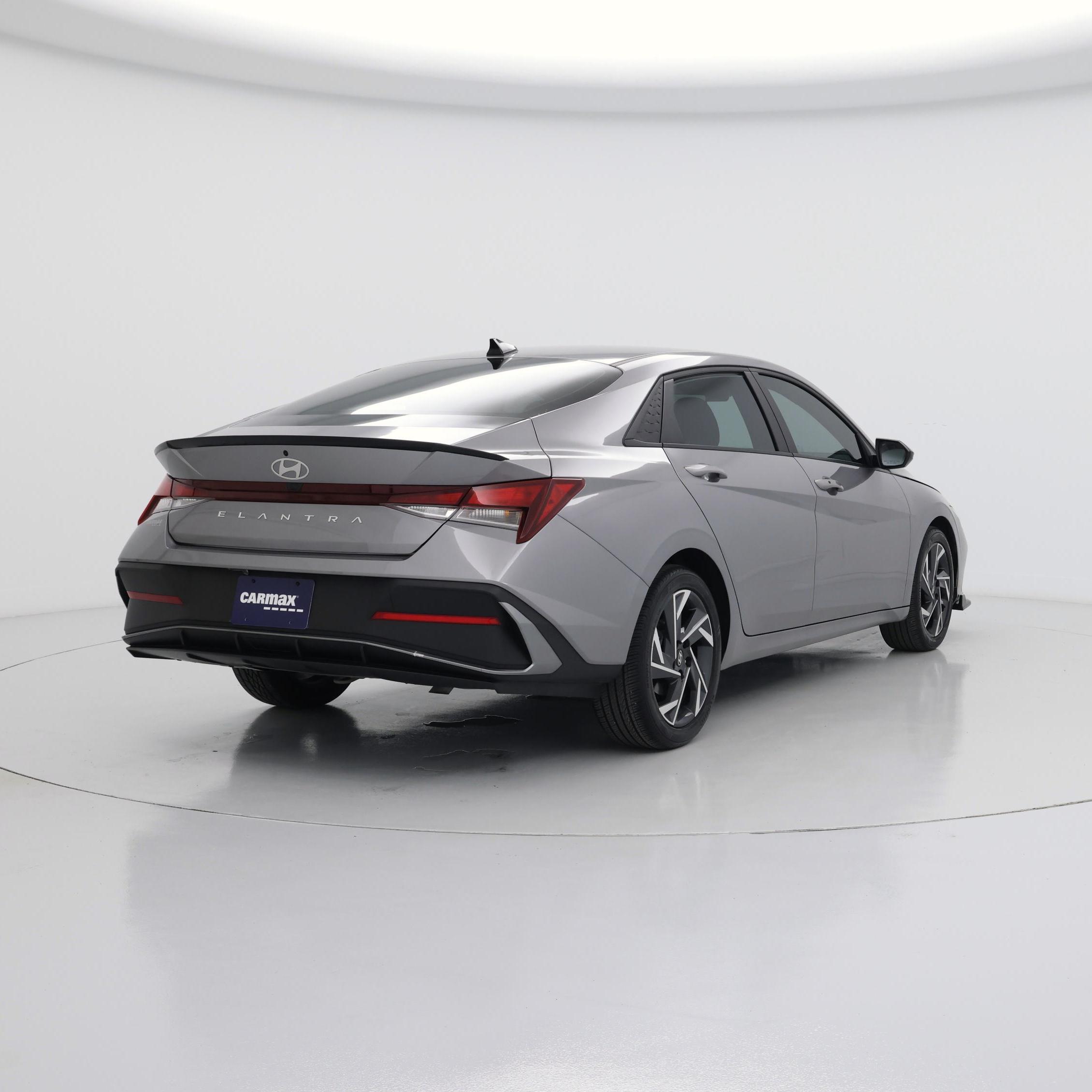 Thumbnail: 2025 Hyundai Elantra - 8
