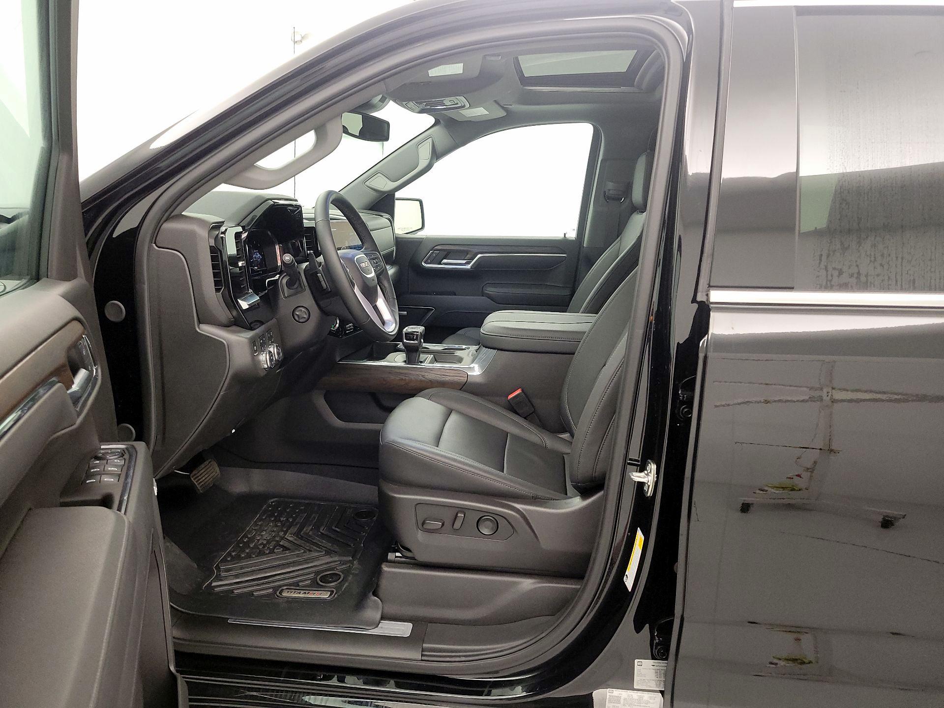 Thumbnail: 2025 GMC Sierra 1500 - 11