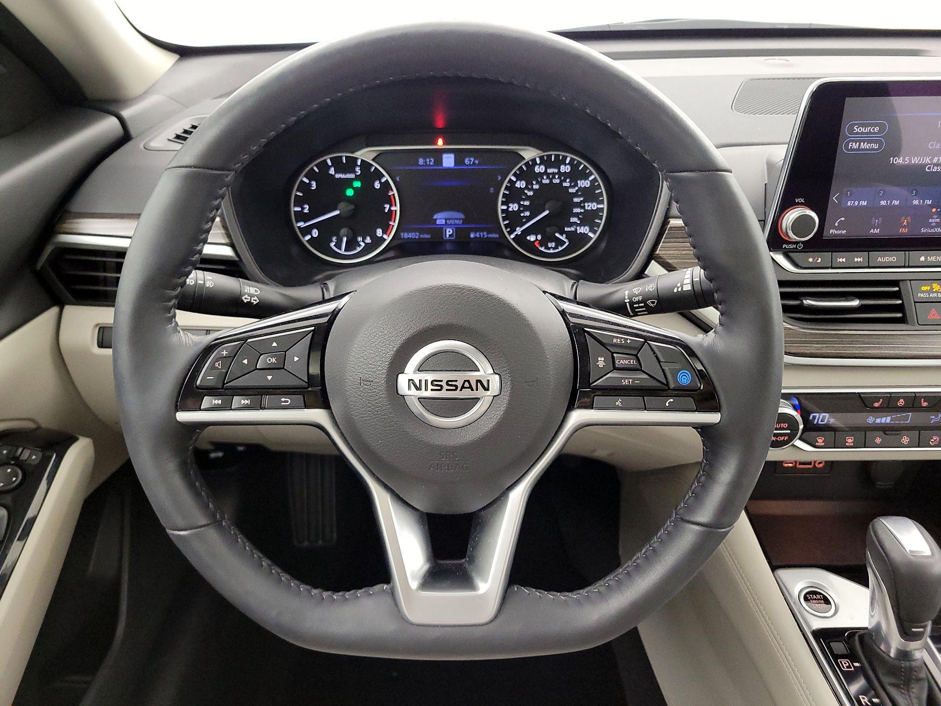 Thumbnail: 2021 Nissan Altima - 10