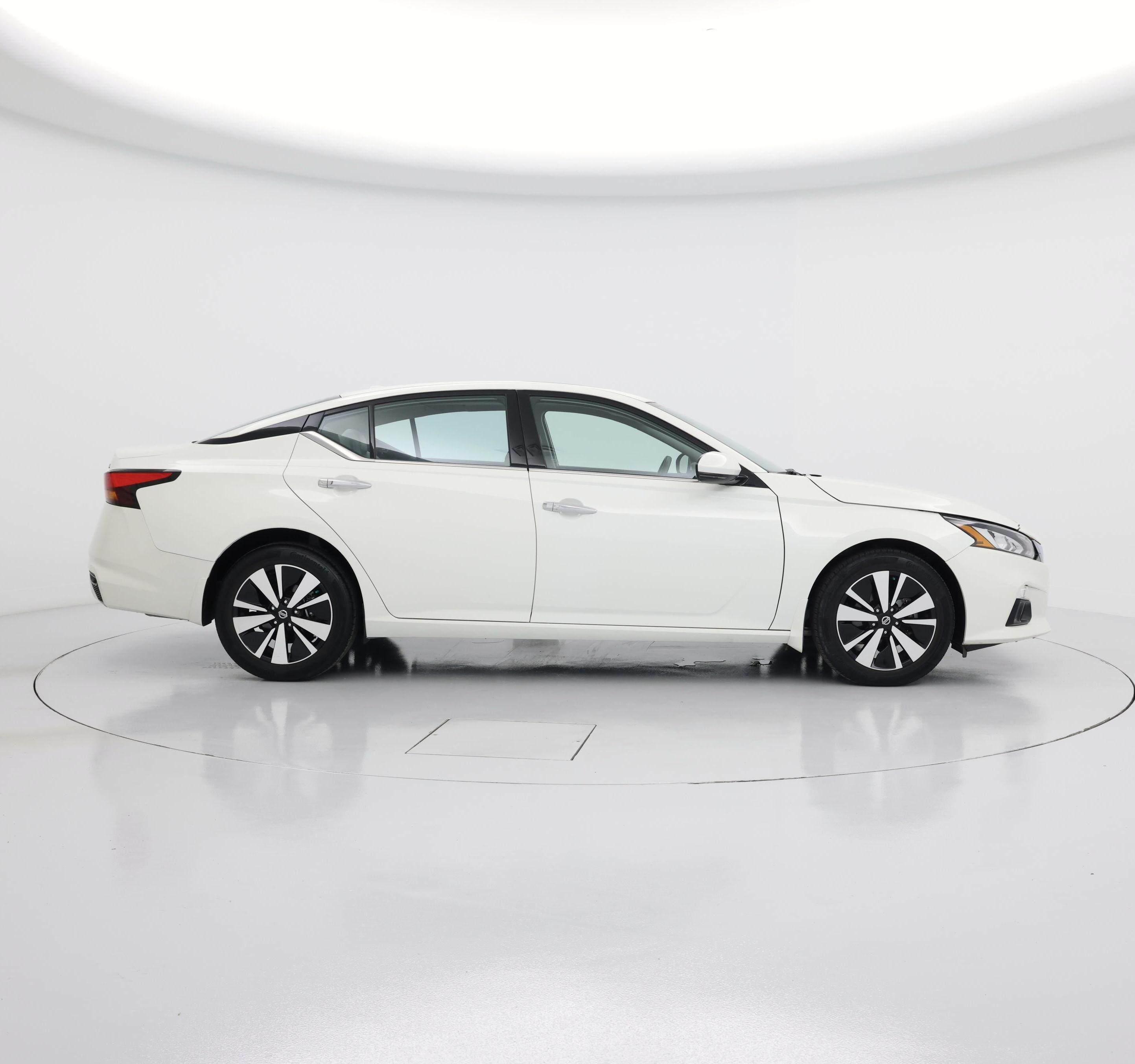Thumbnail: 2021 Nissan Altima - 7